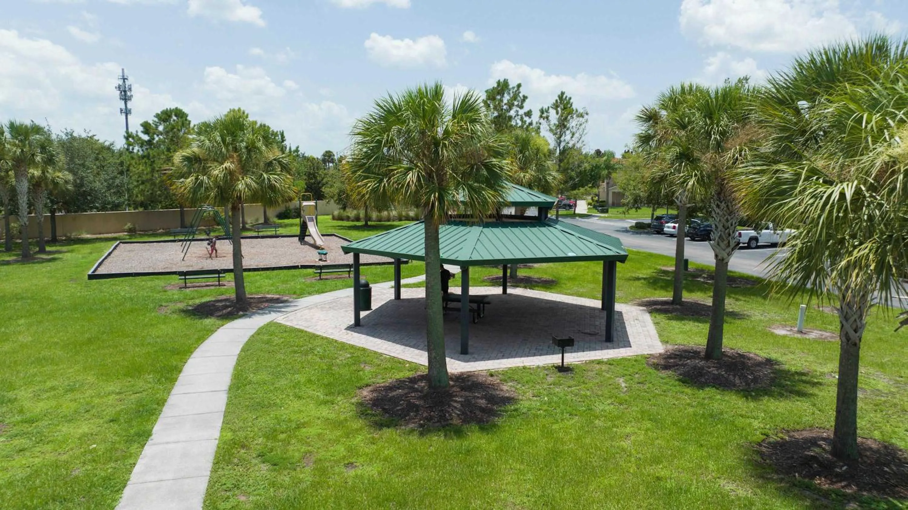 Family Friendly Four Bedrooms 5147A