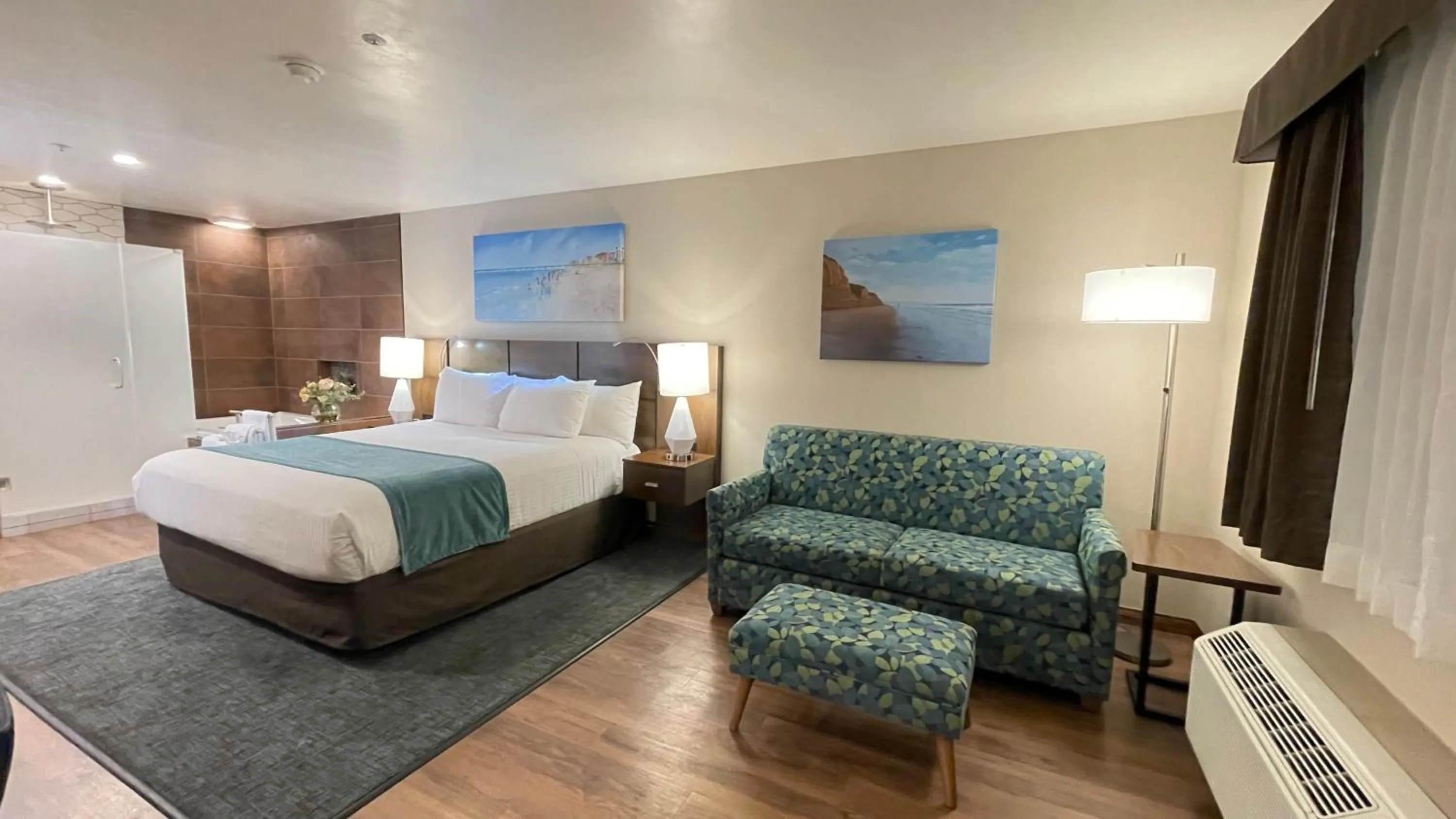 Bedroom, Bed in Old Town Inn