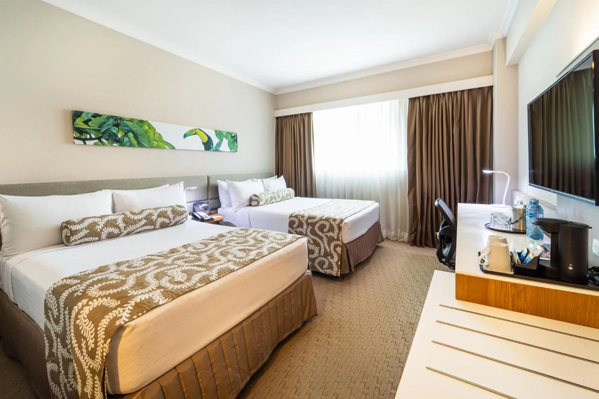 Photo of the whole room, Bed in Crowne Plaza Managua by IHG