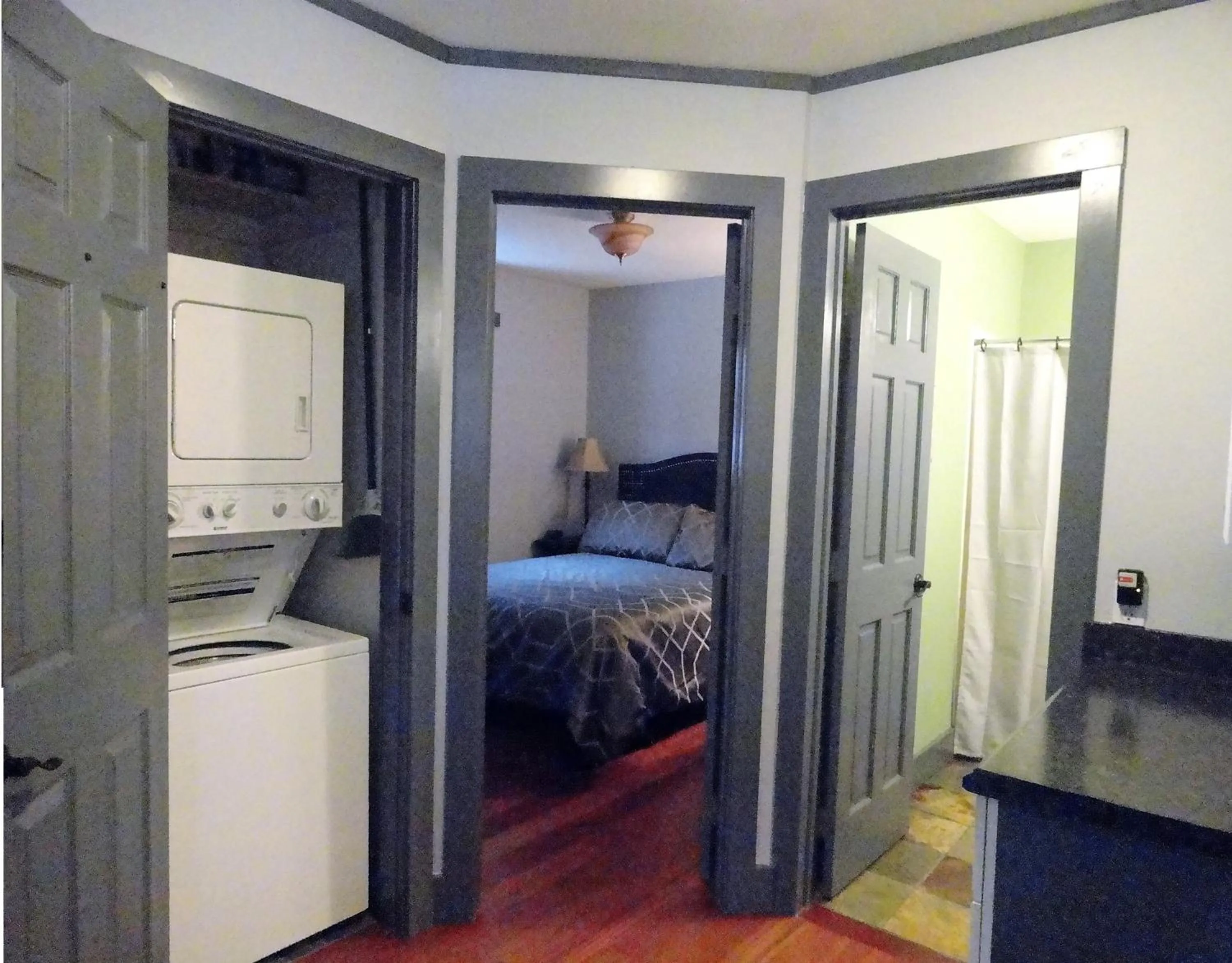 Bathroom, Bed in Packwood Ski & Vacation Getaway