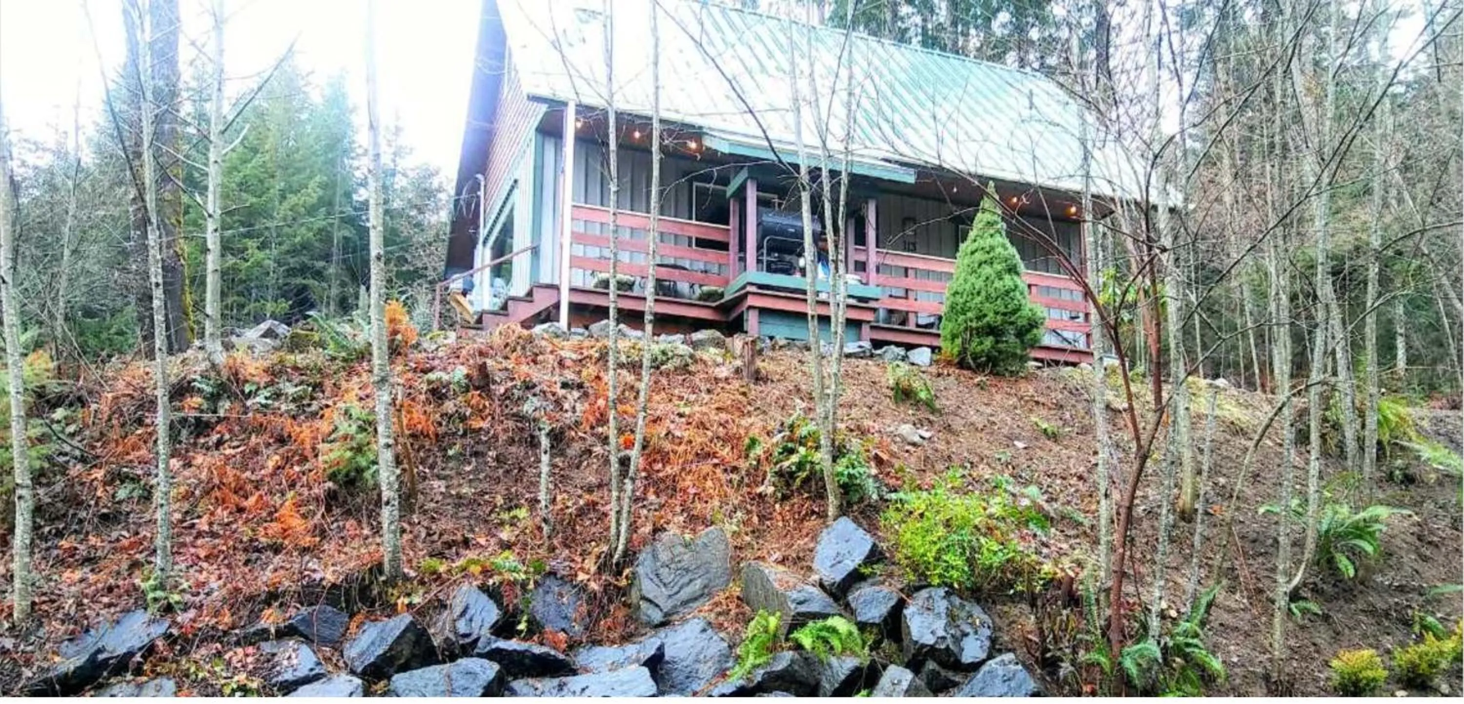 Property building in Packwood Ski & Vacation Getaway