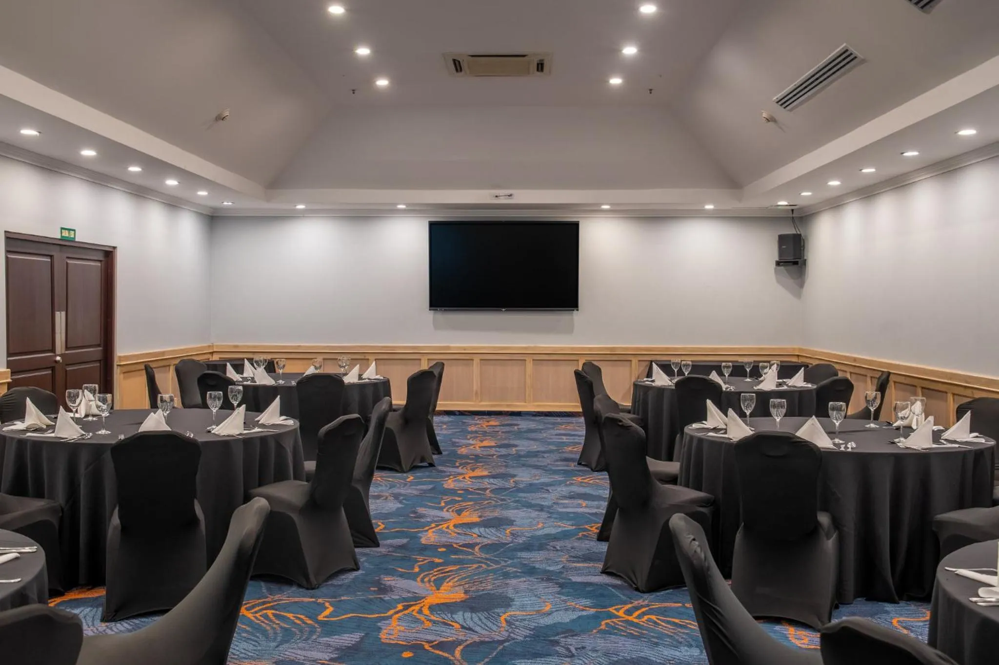 Meeting/conference room in Crowne Plaza San Jose La Sabana by IHG