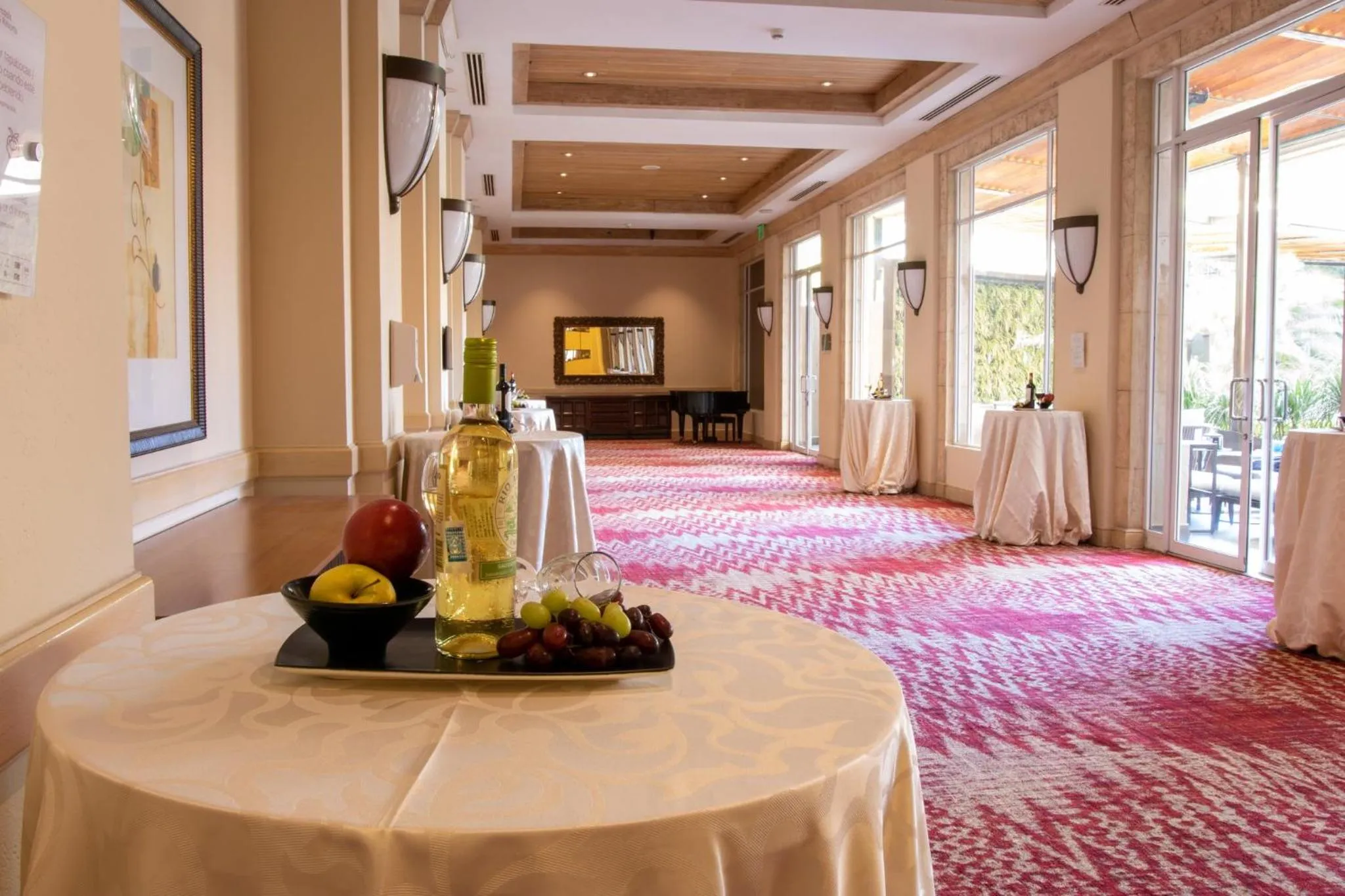 Lobby or reception in InterContinental Tegucigalpa at Multiplaza Mall by IHG