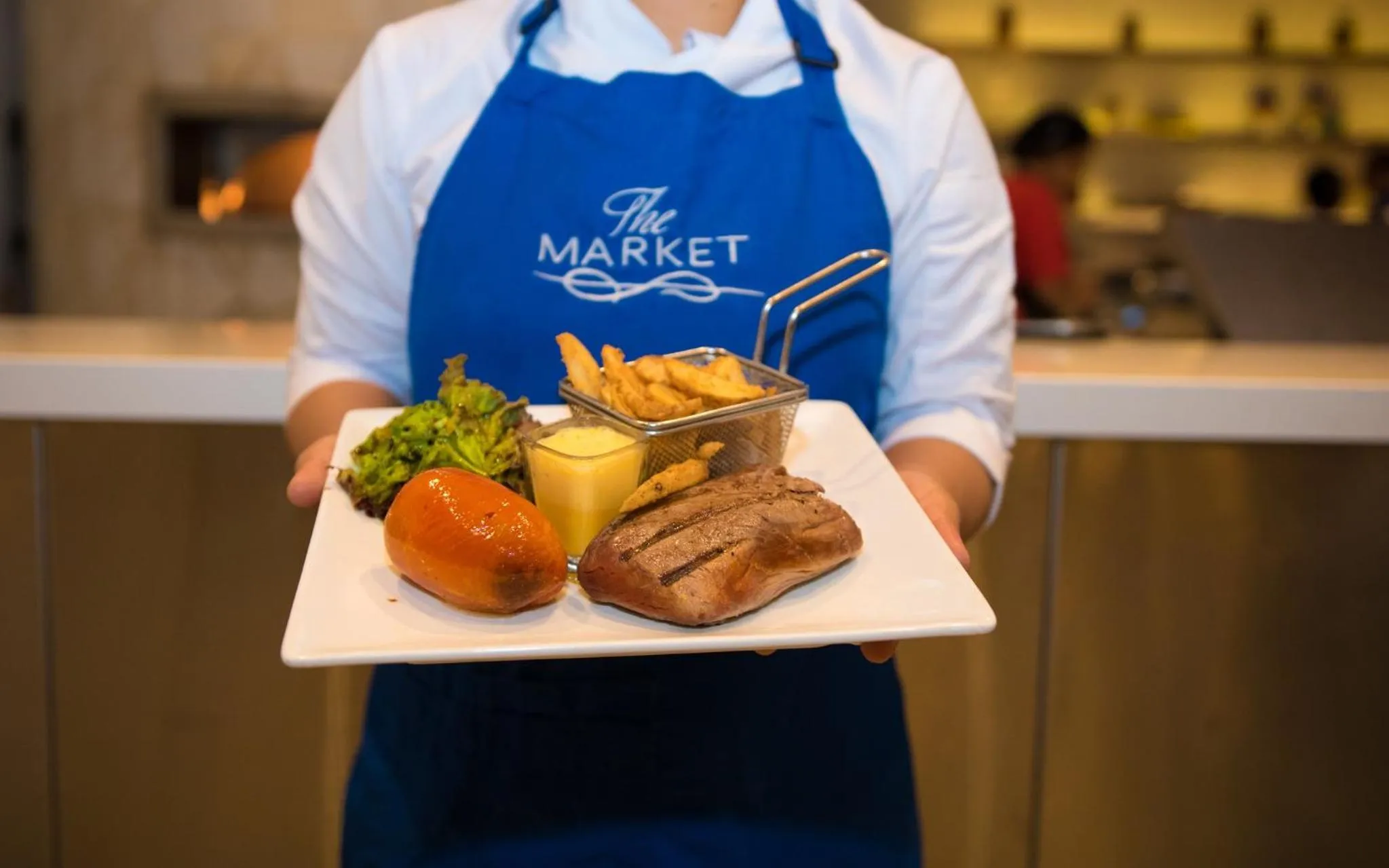 Restaurant/places to eat in InterContinental Tegucigalpa at Multiplaza Mall by IHG