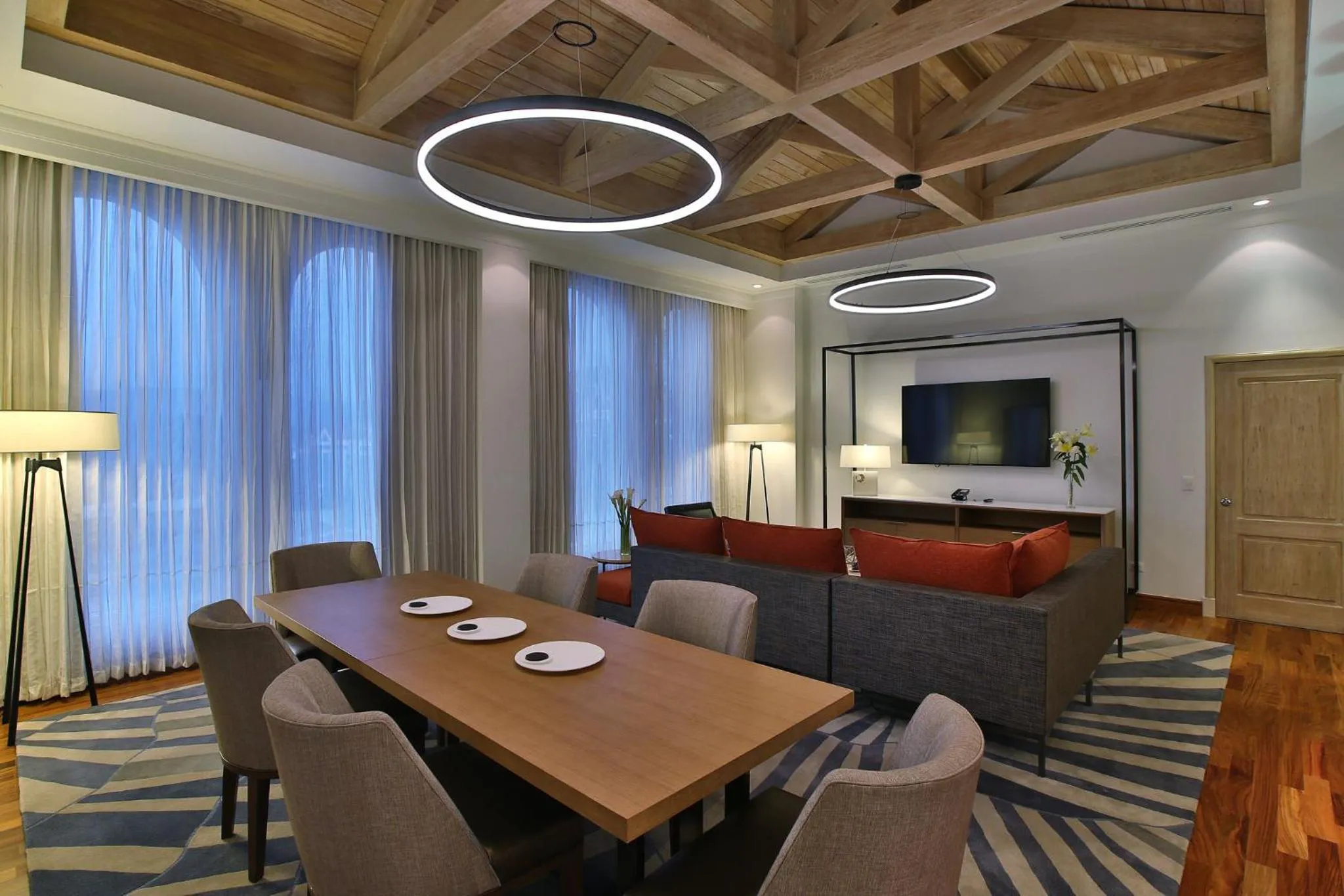 Photo of the whole room in InterContinental Tegucigalpa at Multiplaza Mall by IHG