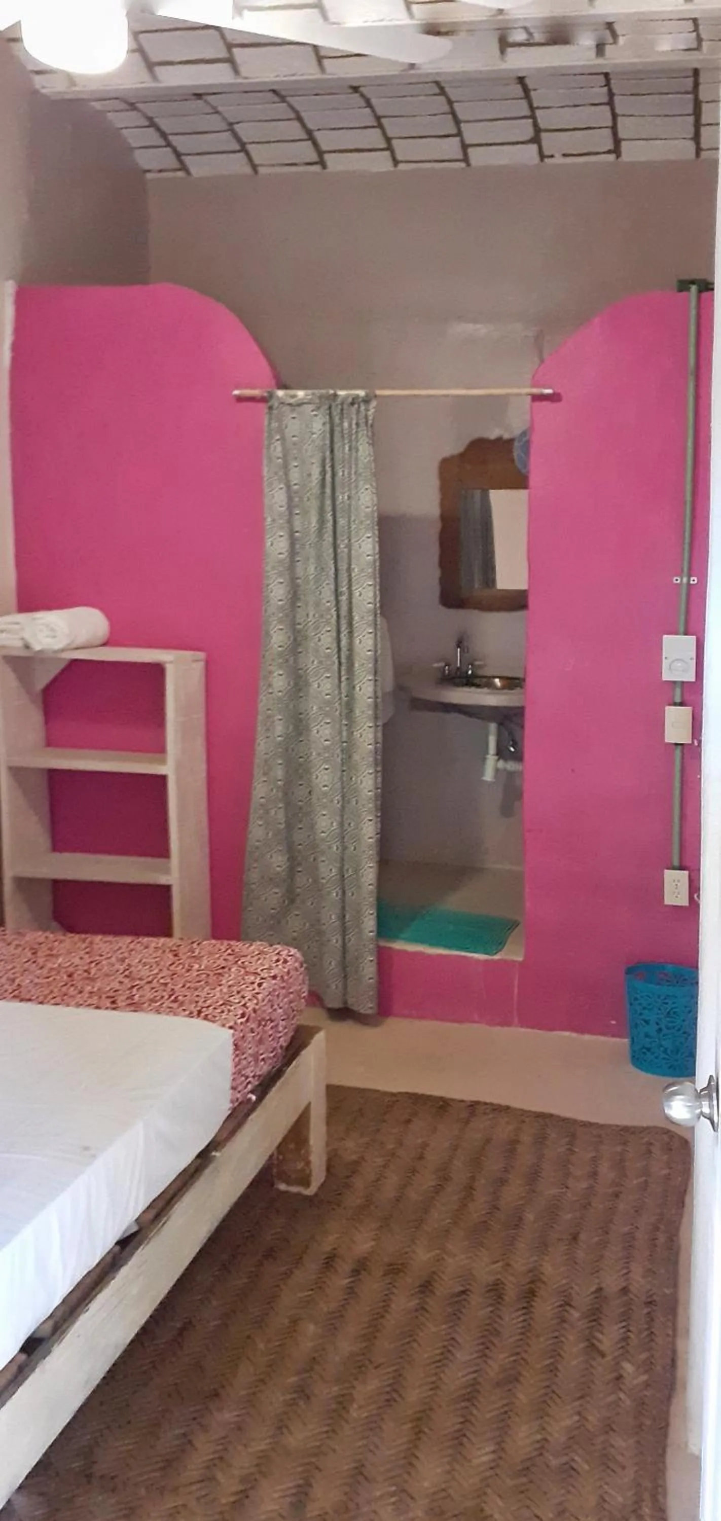 Decorative detail in Lola Atlachinolli