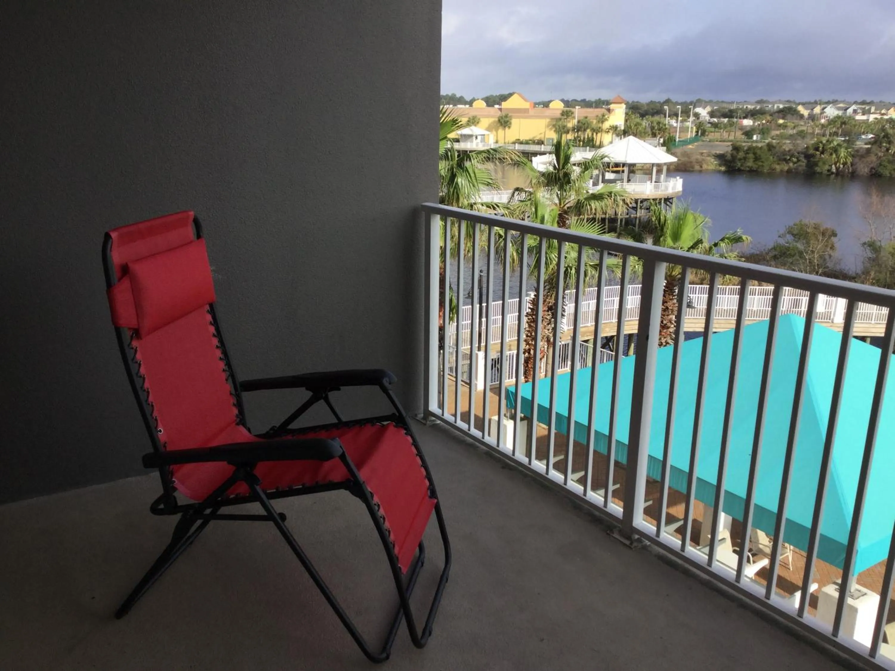 Balcony/Terrace in LAKETOWN 5 POOLs STEPS TO BEACH FAMILY FRIENDLY