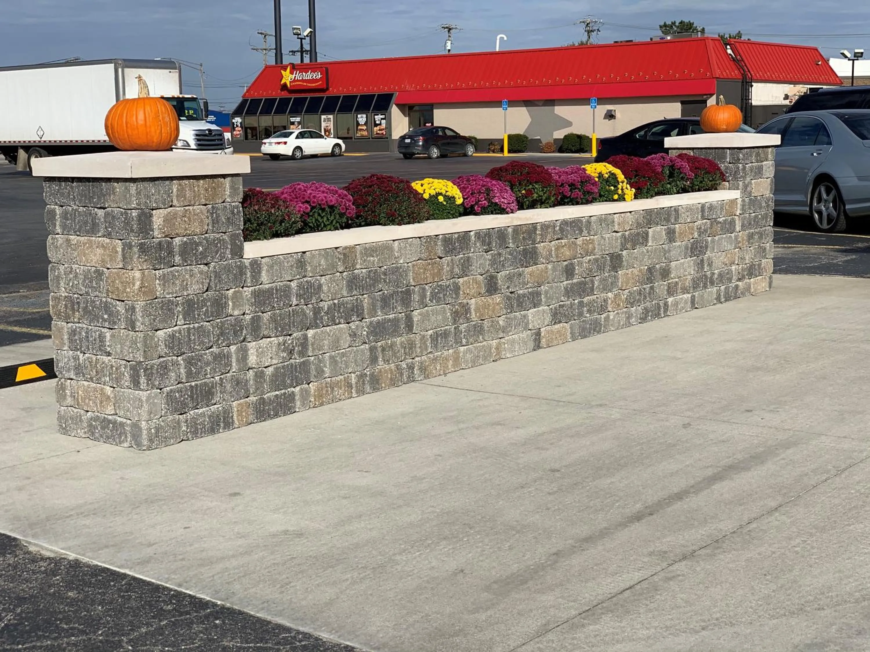 Property building in Super 8 by Wyndham Moberly MO