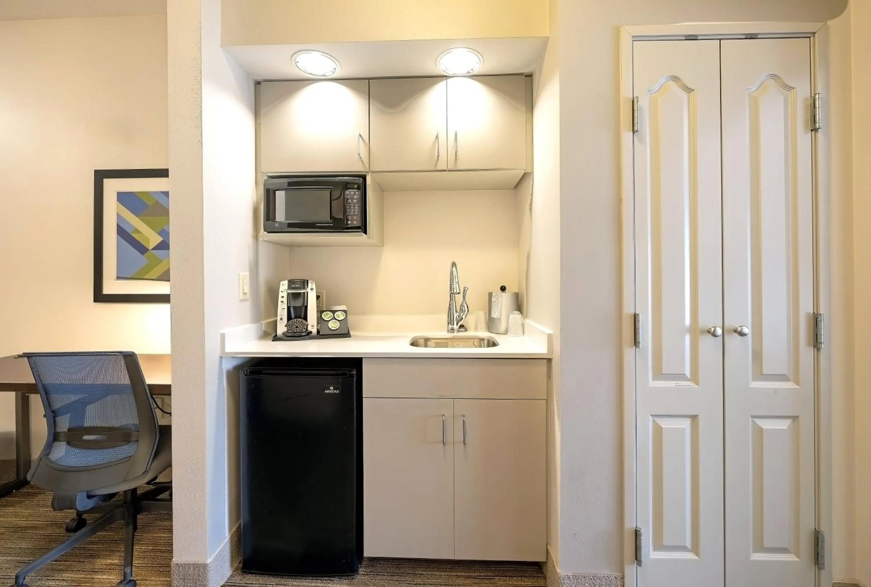 Photo of the whole room in Holiday Inn Express Winona by IHG