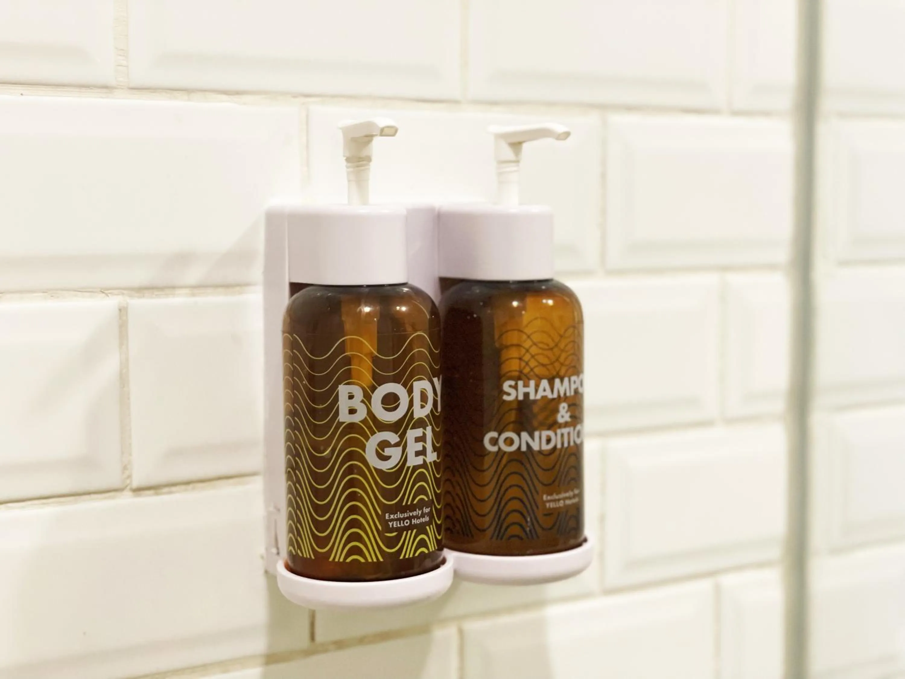 Bathroom in YELLO Hotel Paskal Bandung