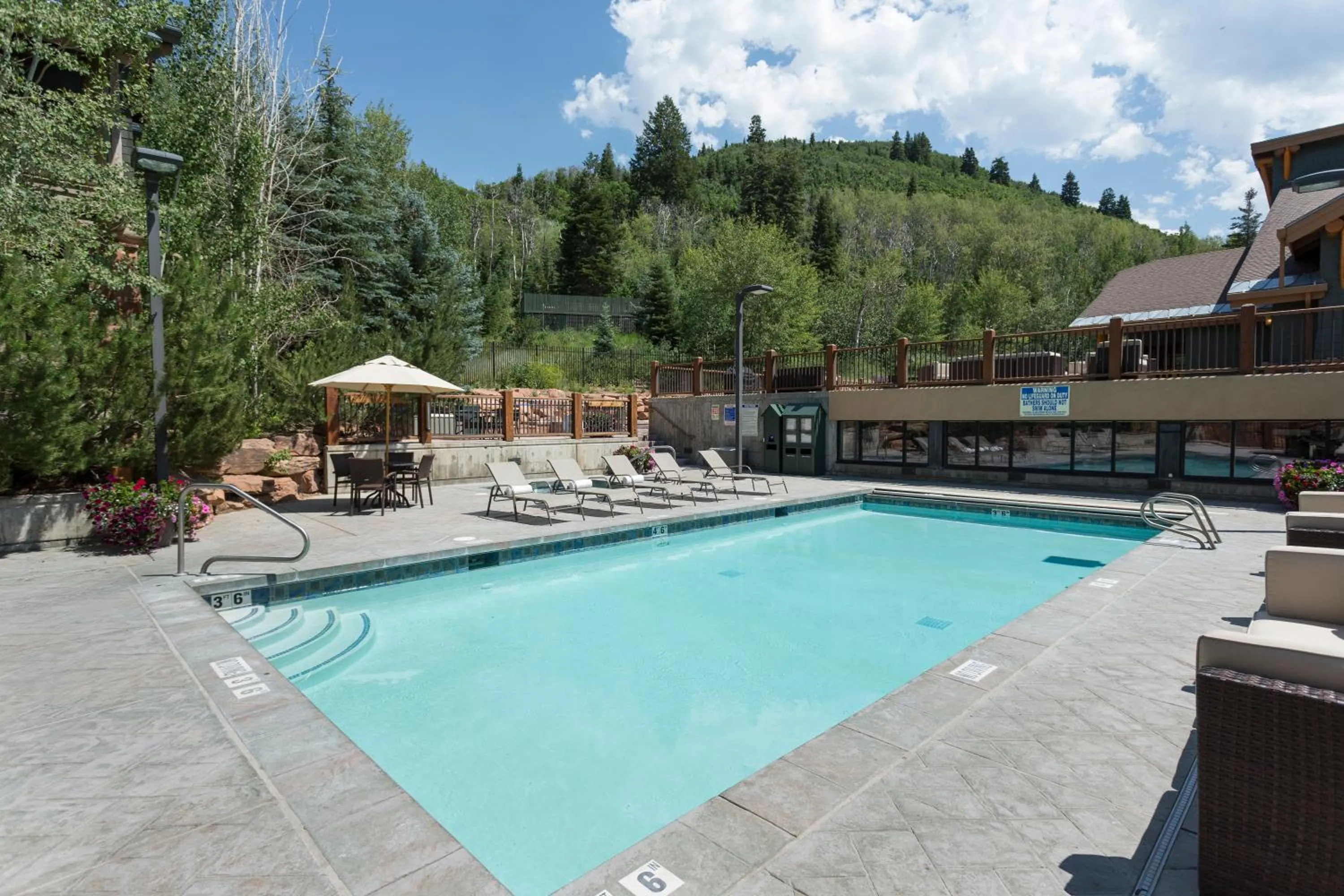 Swimming pool in Lodges at Deer Valley