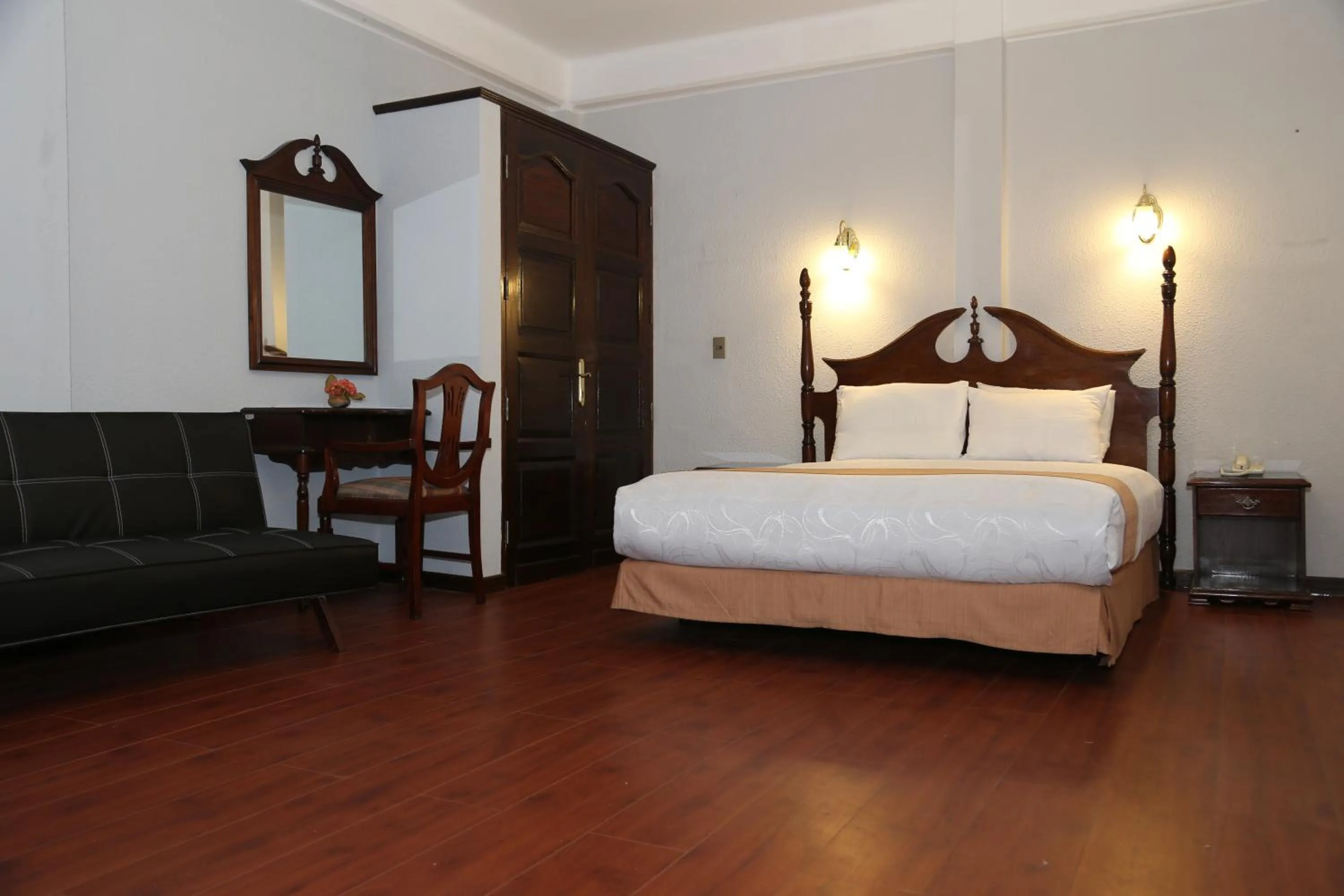 Bed in Alcalá Apart Hotel