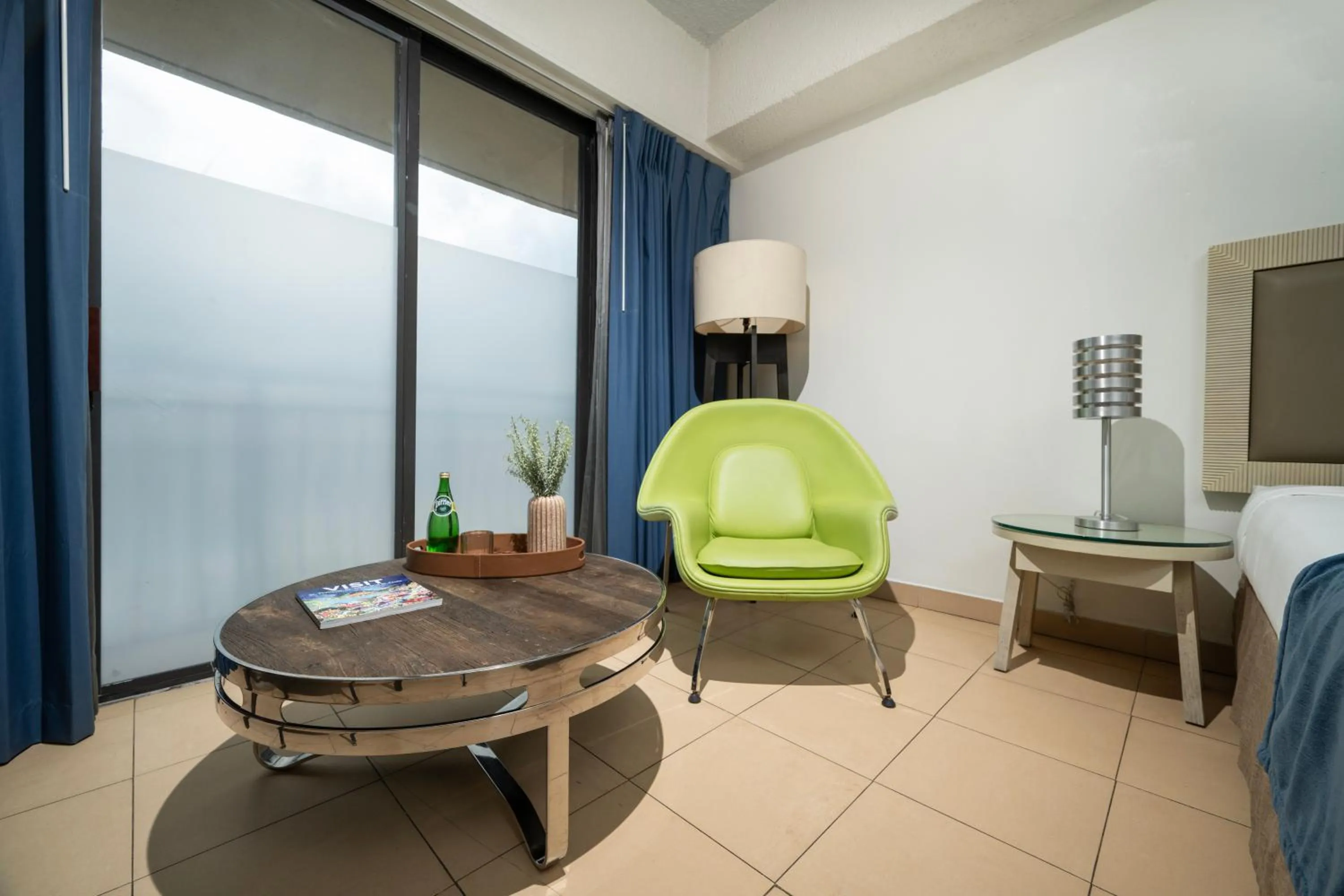 Windward Passage Hotel