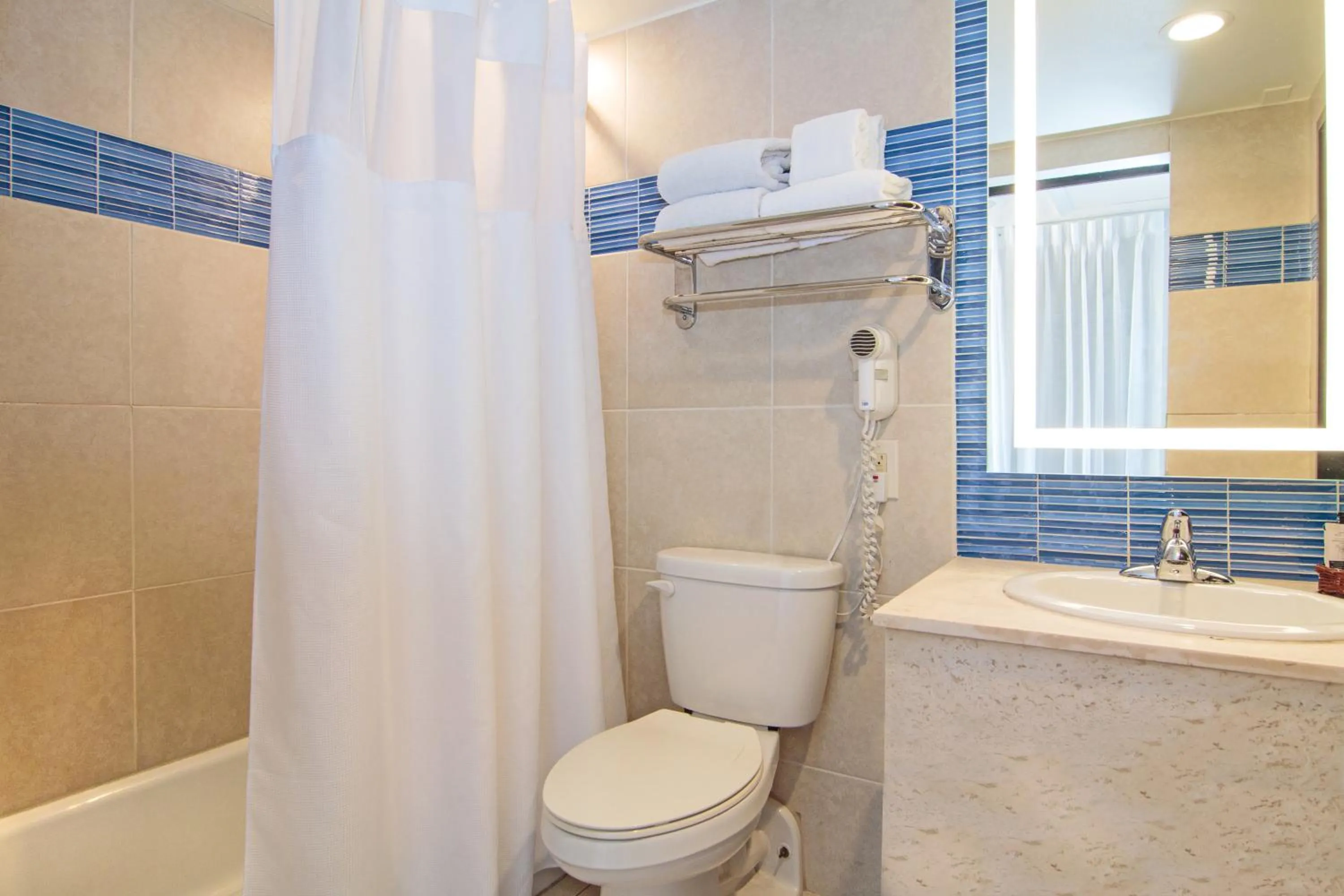 Windward Passage Hotel