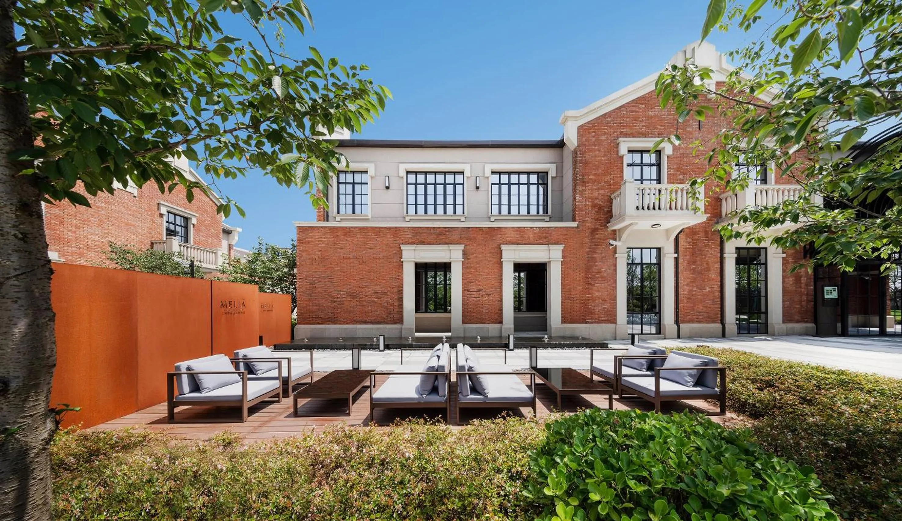 Property building in Meliá Shanghai Parkside