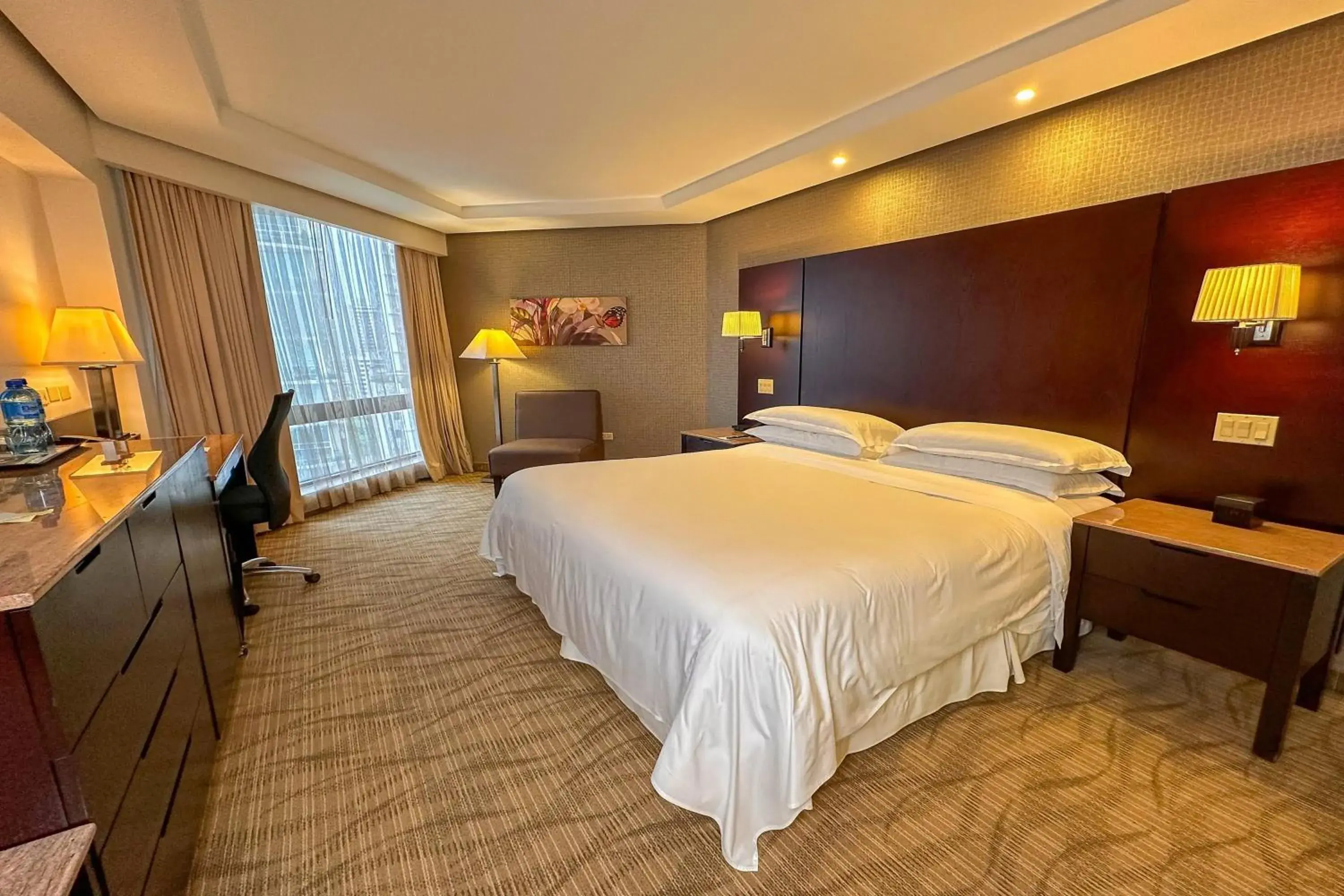 Deluxe, Guest room, 1 King, City view in Sheraton Grand Panama Deluxe, Guest room, 1 King, City view in Sheraton Grand Panama