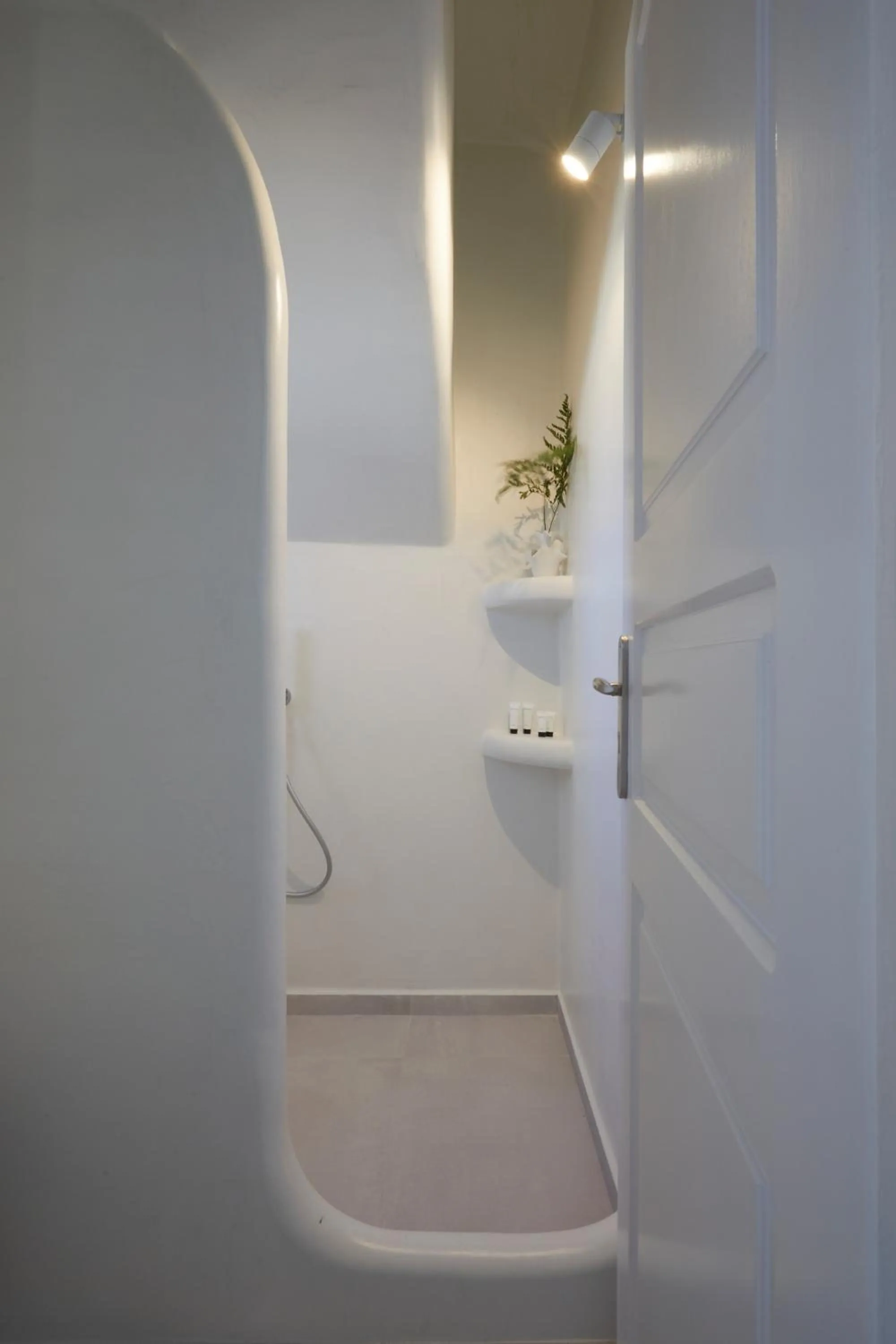 Shower in Anchor Suites