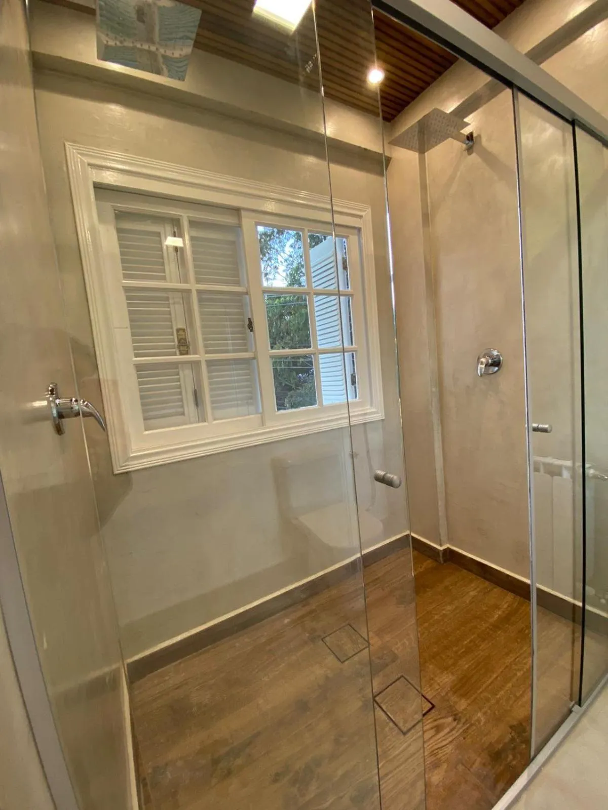 Shower in Pousada Dom Alfredo José