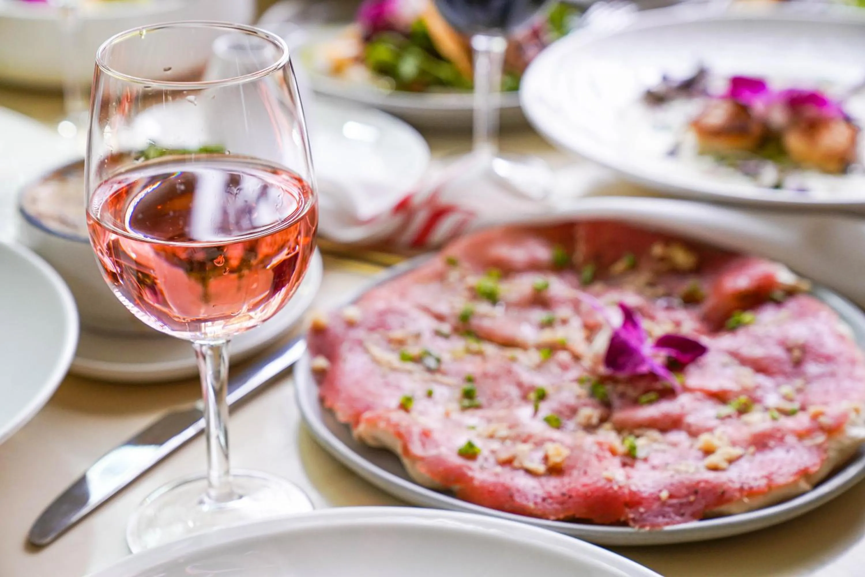 Restaurant/places to eat in Hotel 48LEX New York