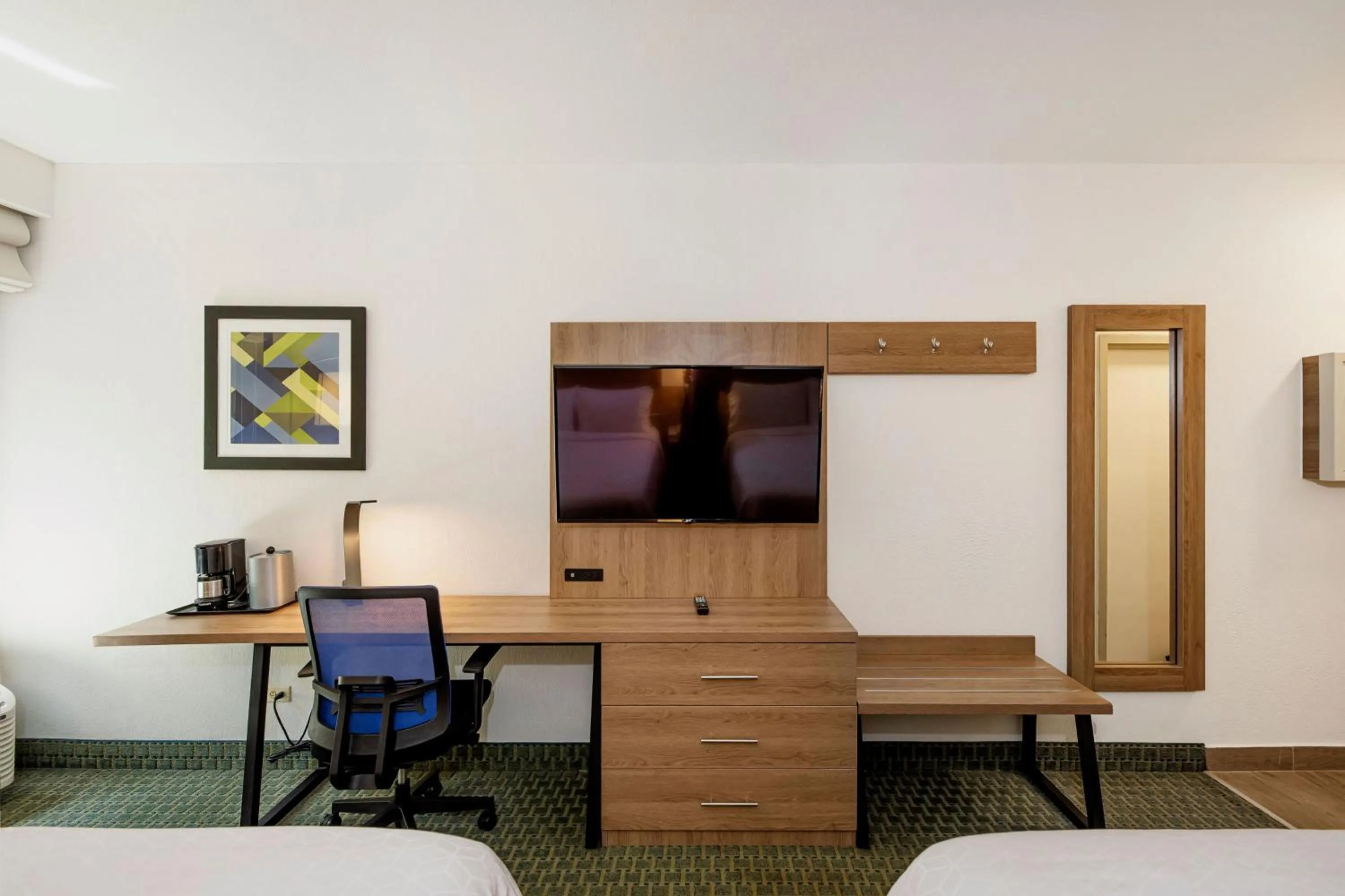 Photo of the whole room, Bed in Holiday Inn Express San Jose Costa Rica Airport by IHG