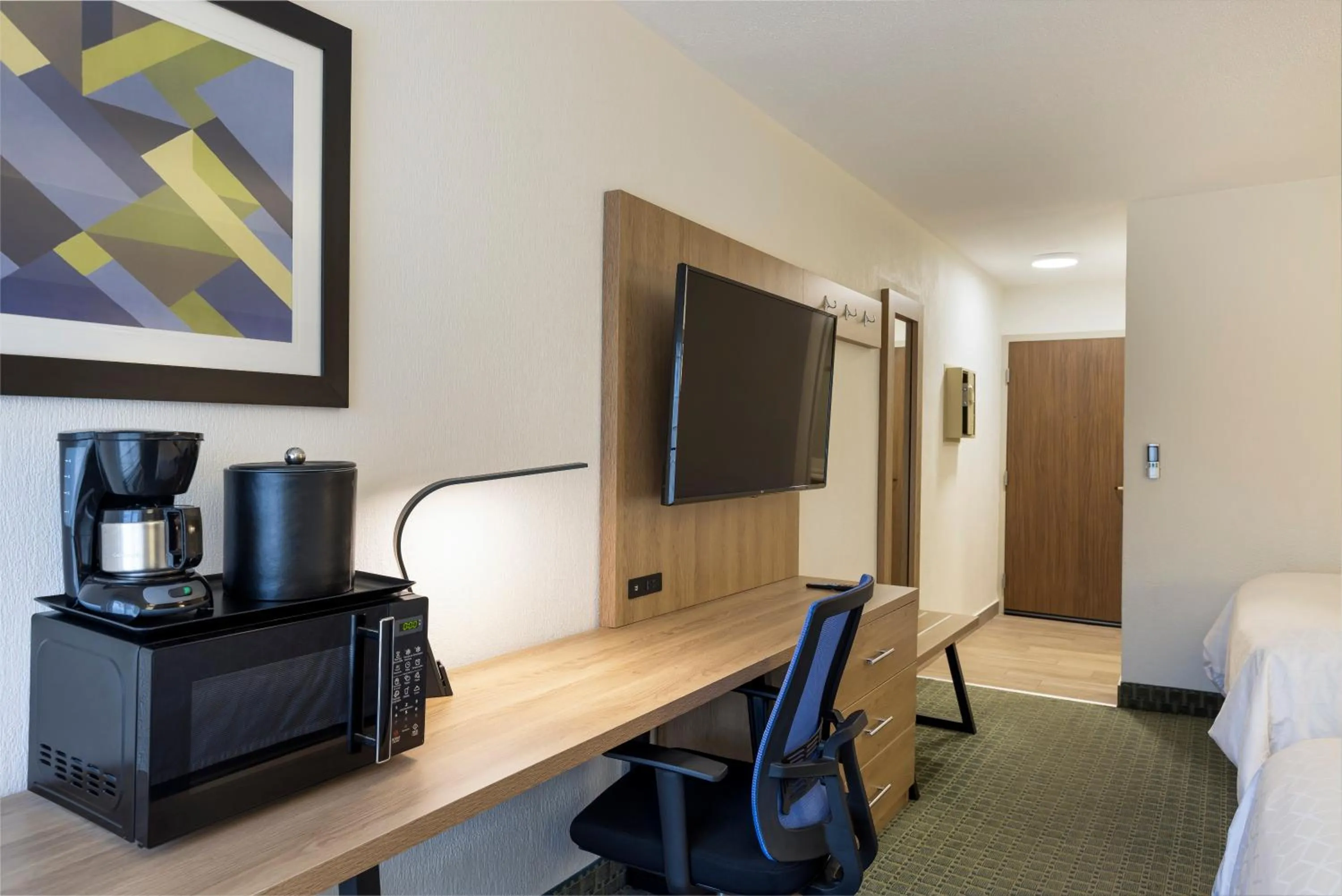 Photo of the whole room in Holiday Inn Express San Jose Costa Rica Airport by IHG