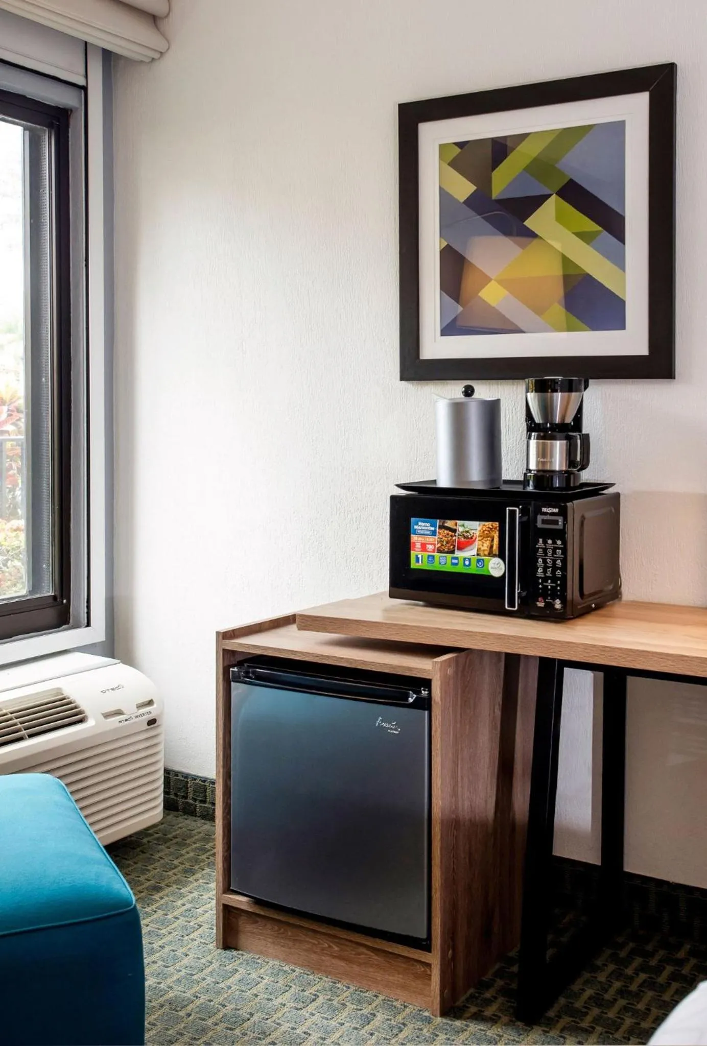 Photo of the whole room in Holiday Inn Express San Jose Costa Rica Airport by IHG