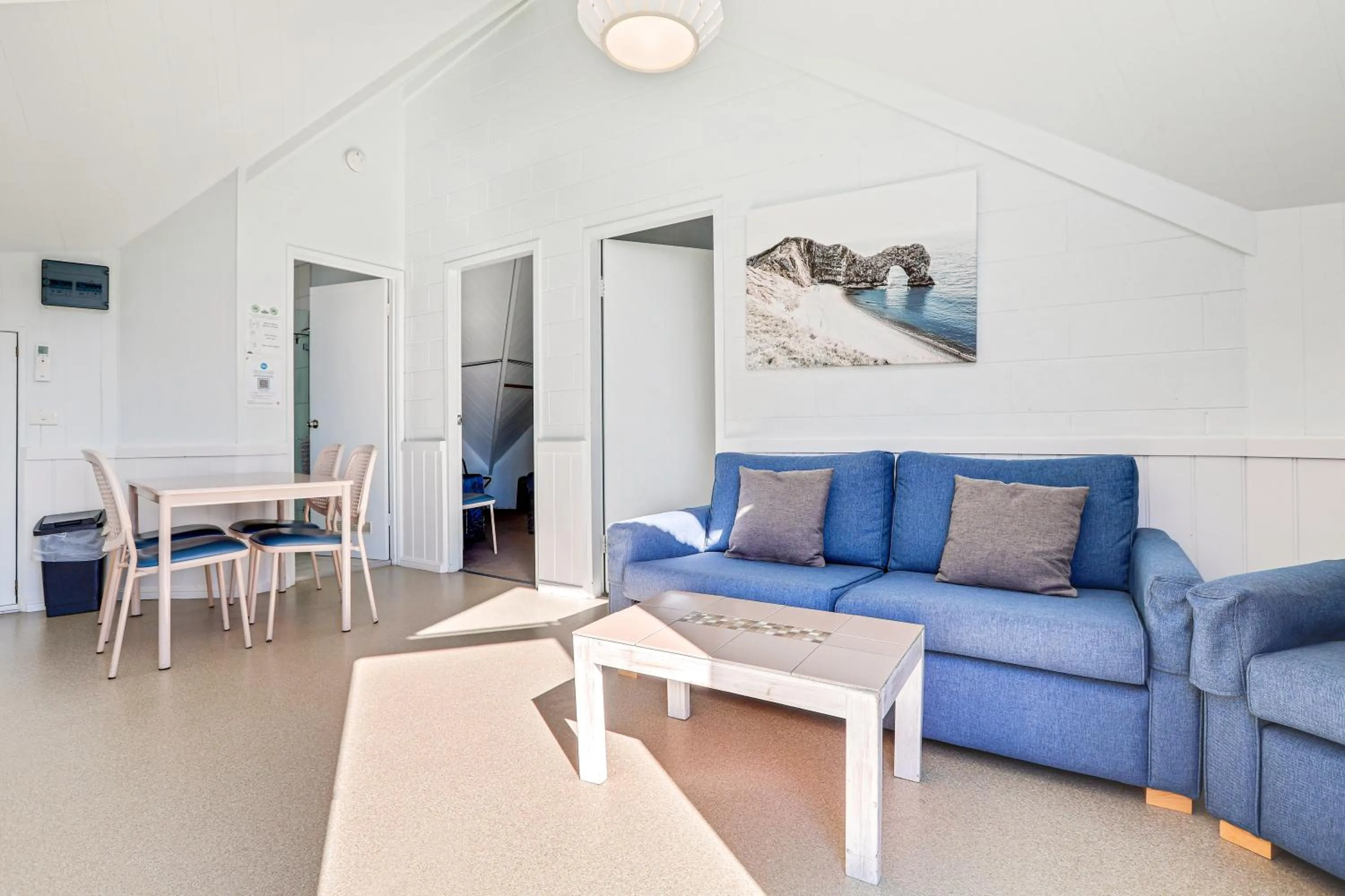 Lounge or bar in Beach Cabins Merimbula