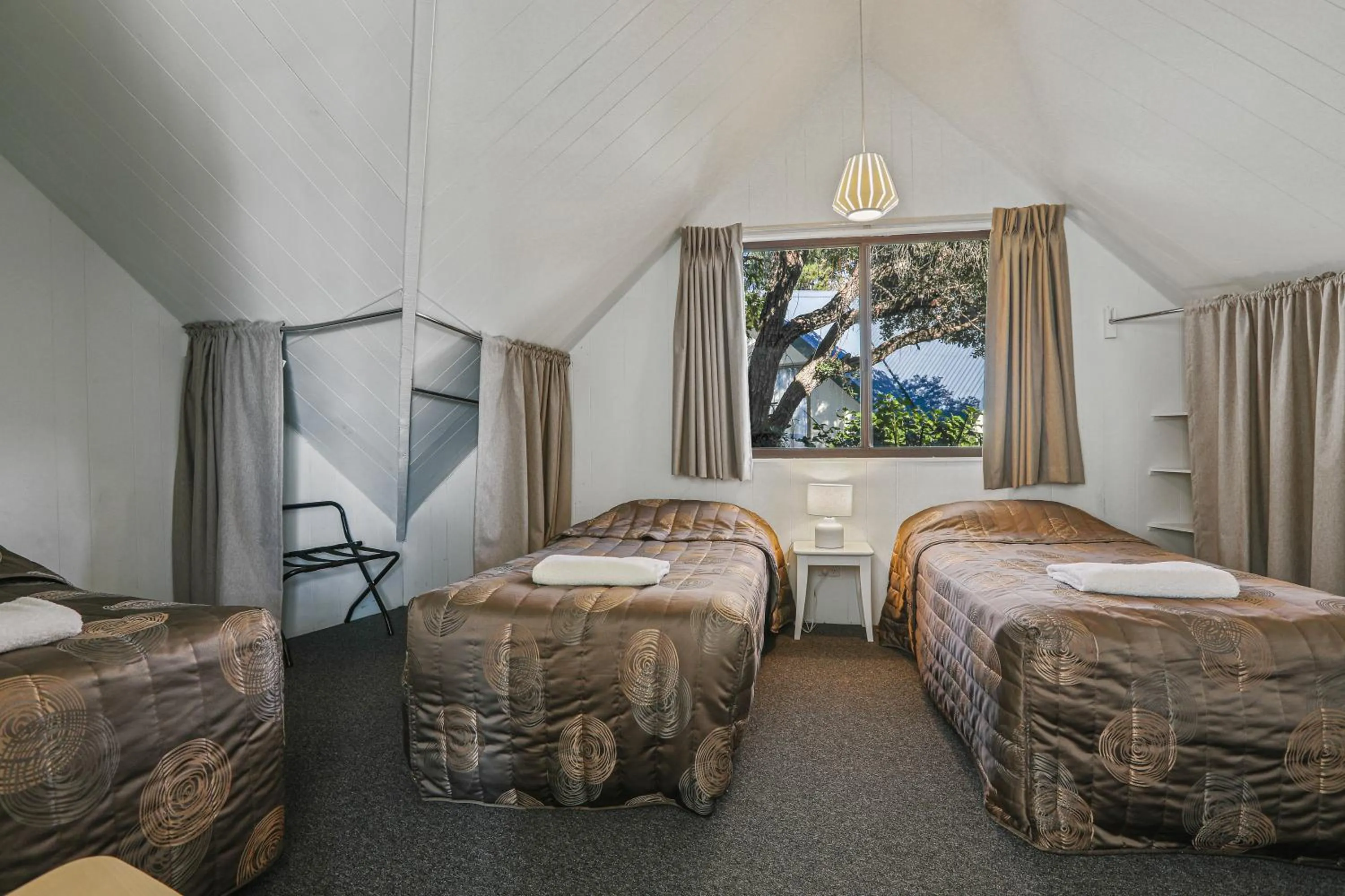 Bedroom, Bed in Beach Cabins Merimbula