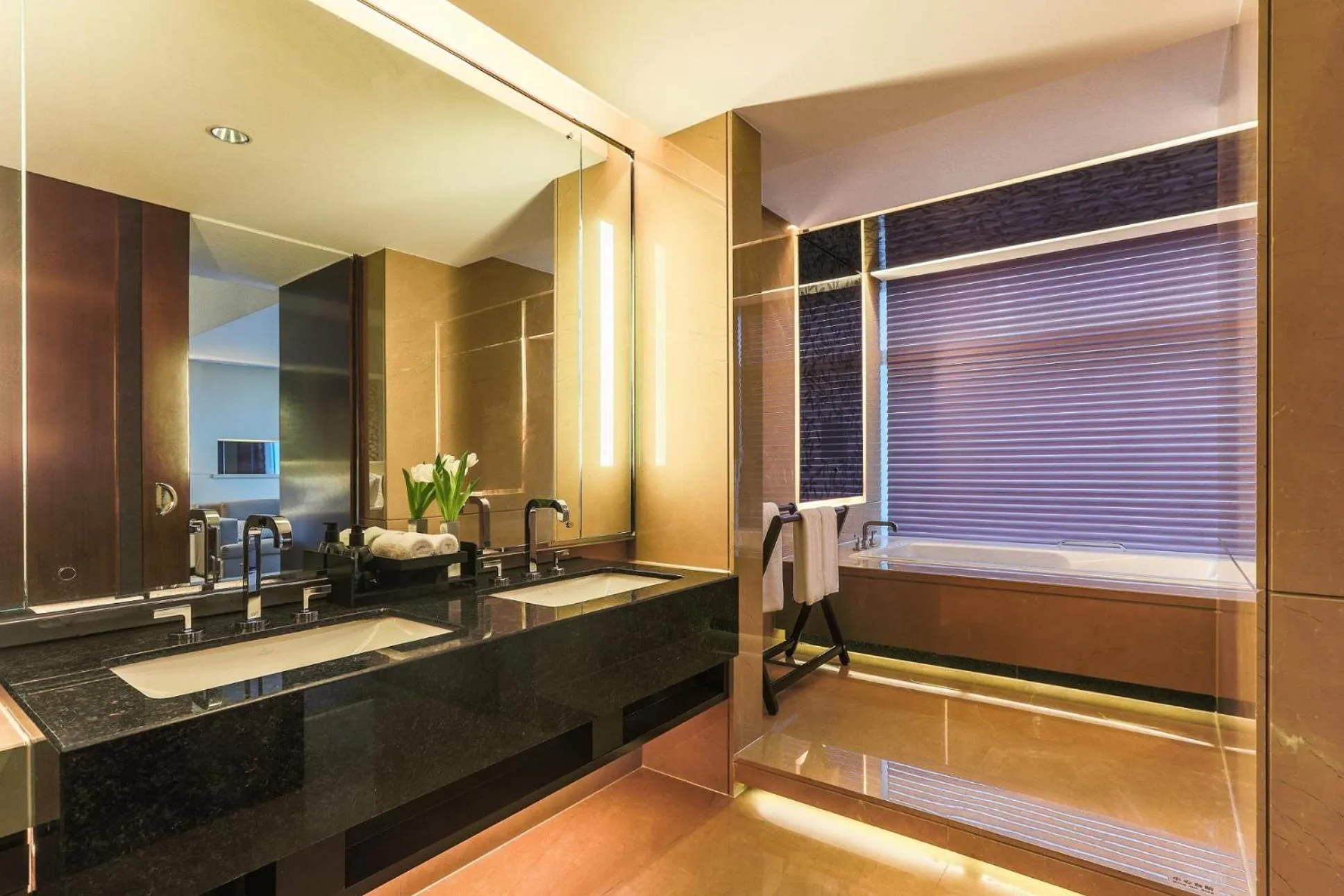 Nanyuan Universe Deluxe Hotel