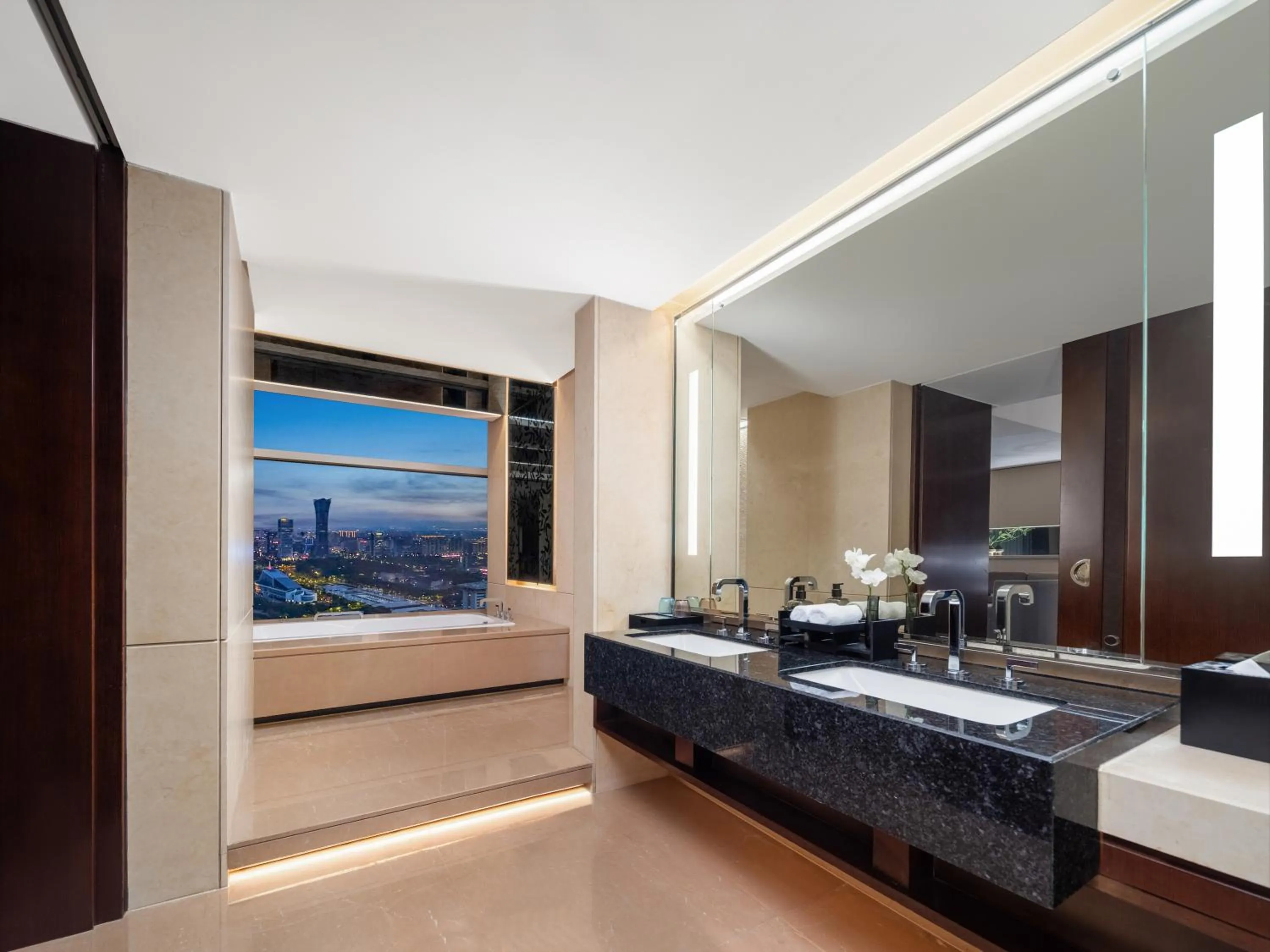 Nanyuan Universe Deluxe Hotel