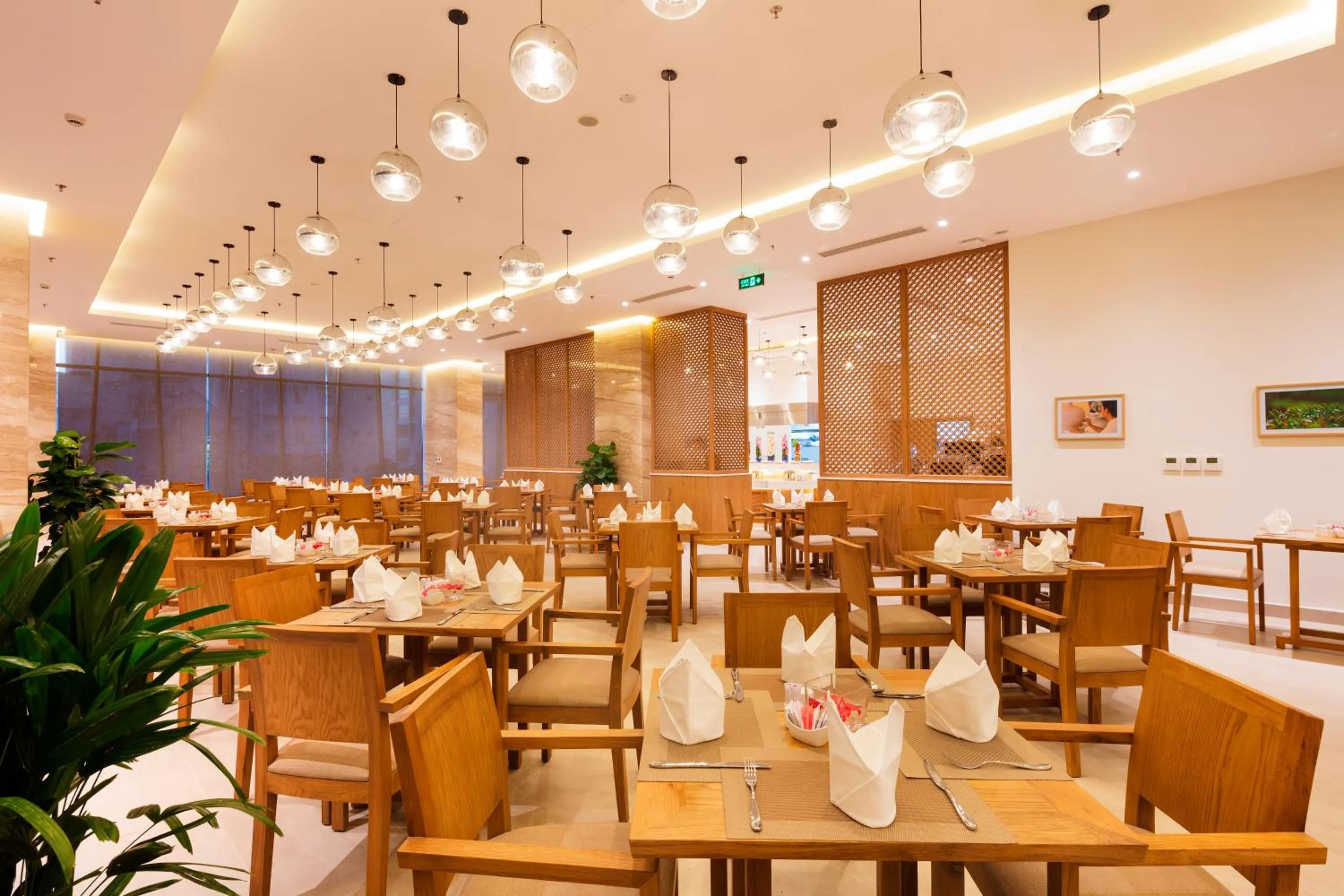 Restaurant/places to eat in Nagar Hotel Nha Trang