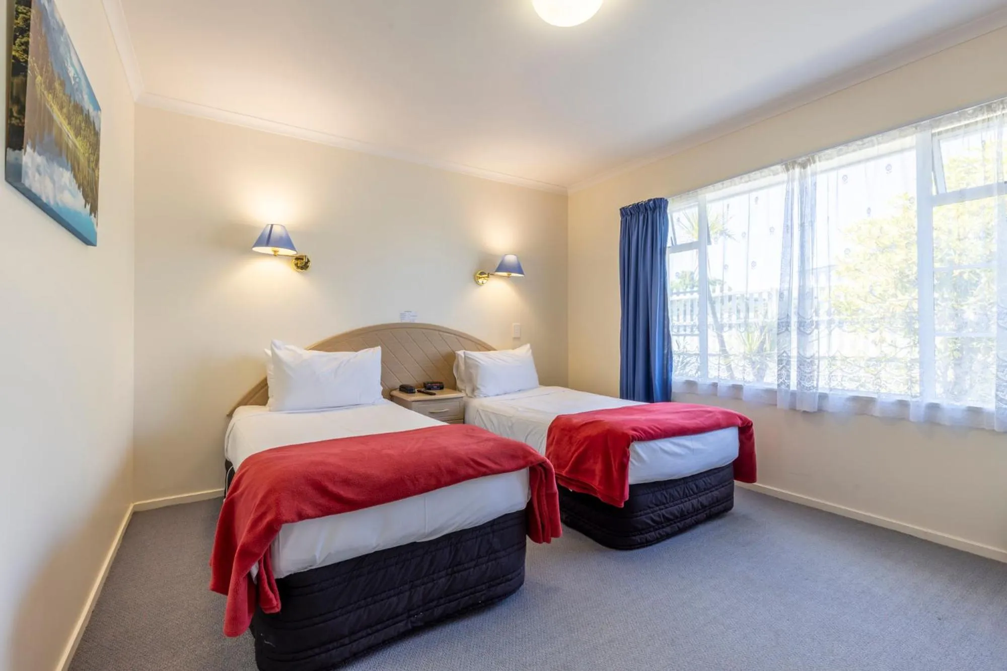 Bed in ASURE PRINCE motor lodge