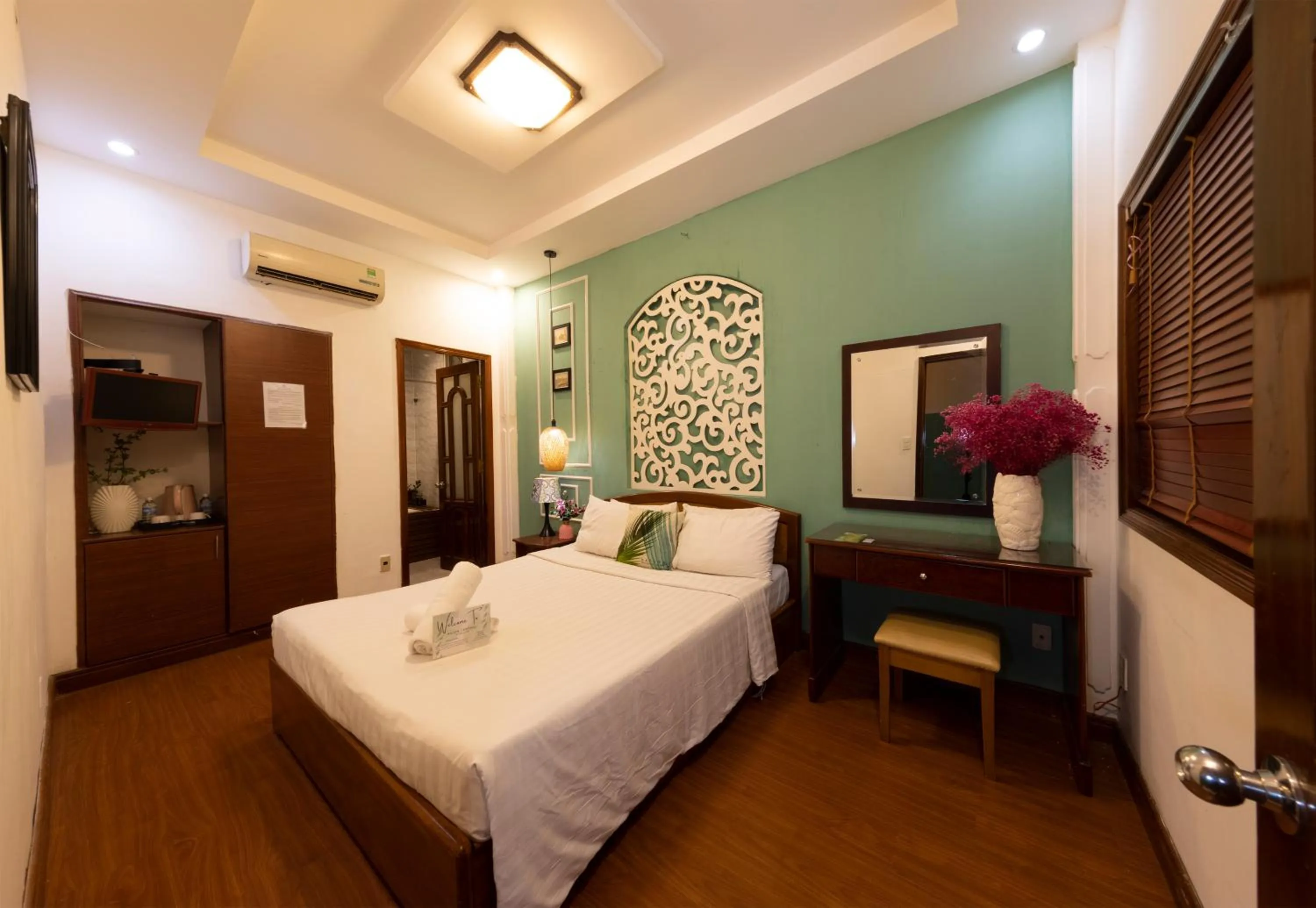 Photo of the whole room, Bed in Vilion Central Hotel & Spa