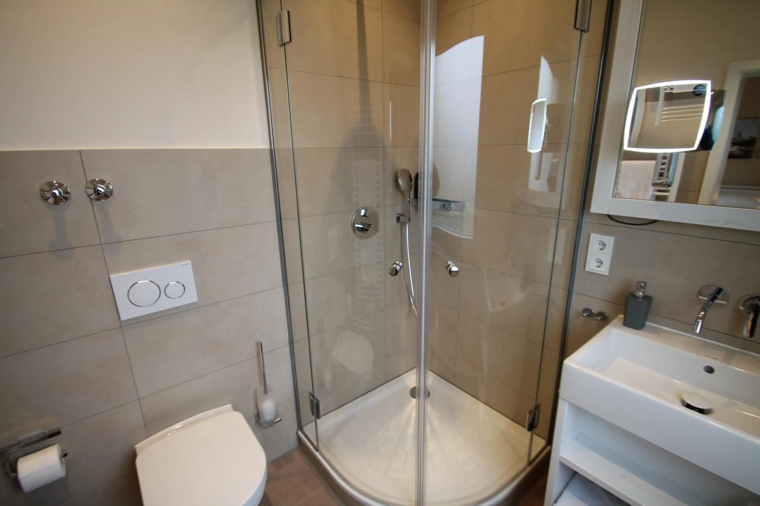 Bathroom in Bundt's Hotel & Gartenrestaurant