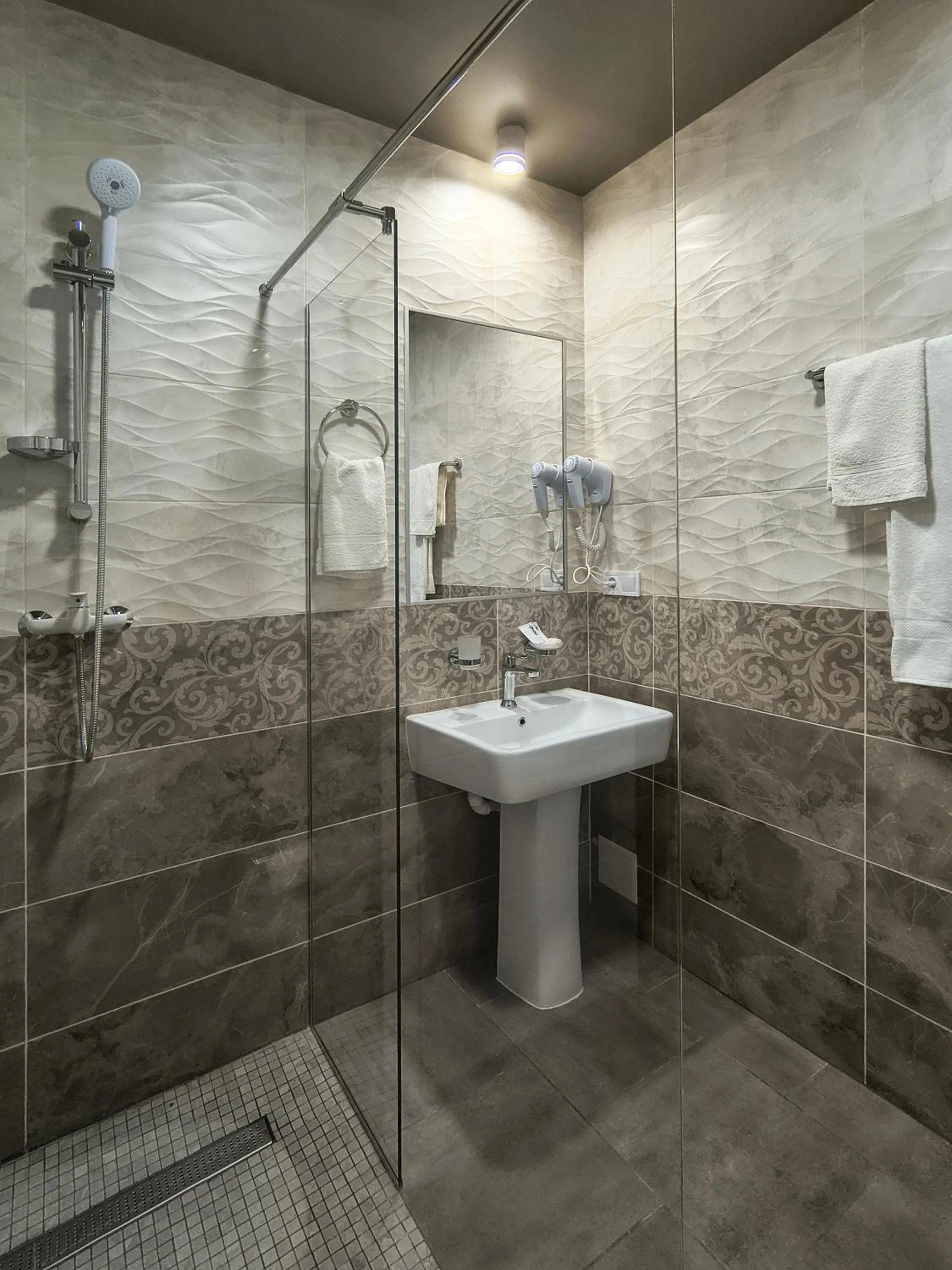 Mini Hotel on Brovarskaya