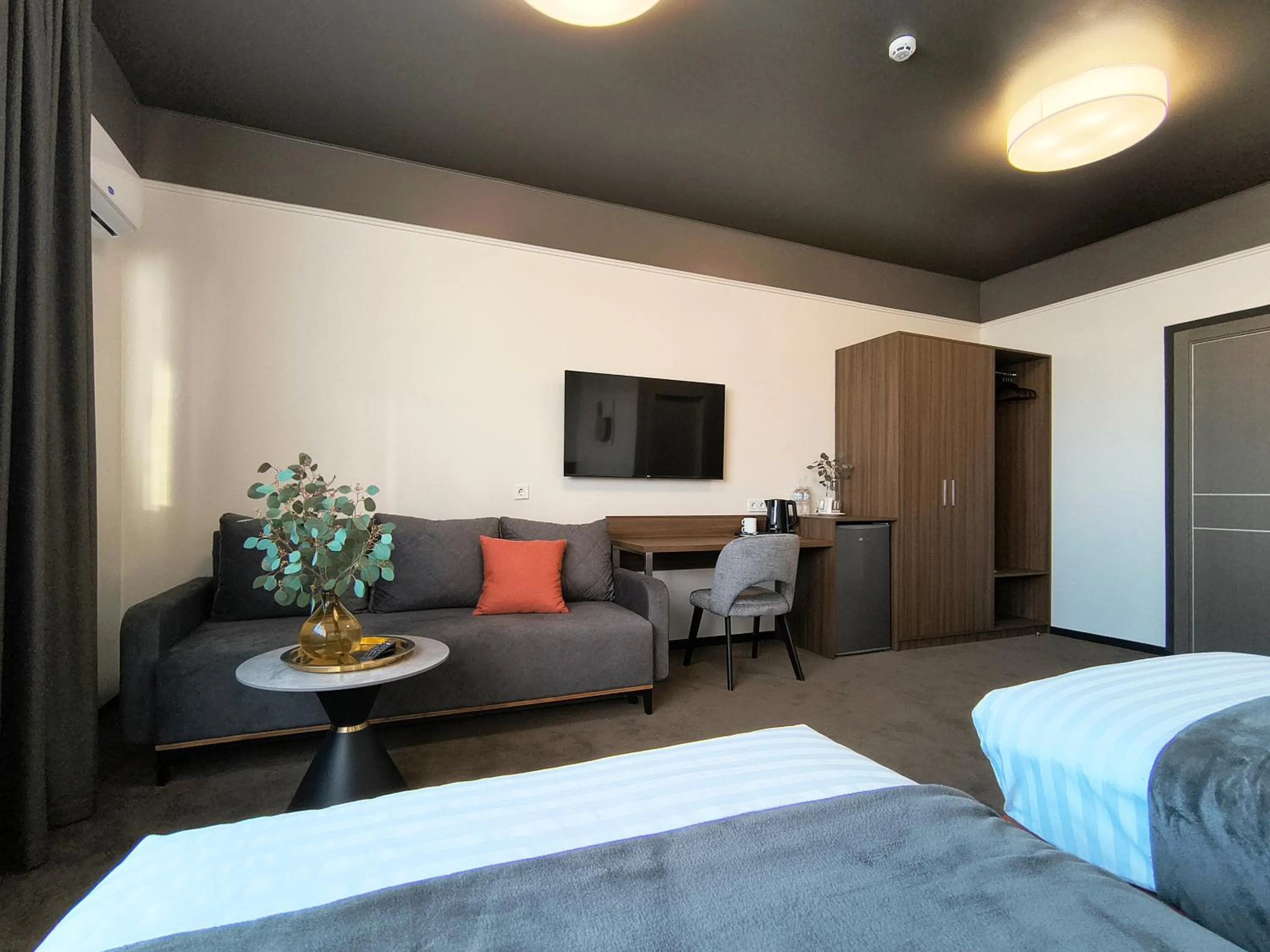 Bed in Mini Hotel on Brovarskaya