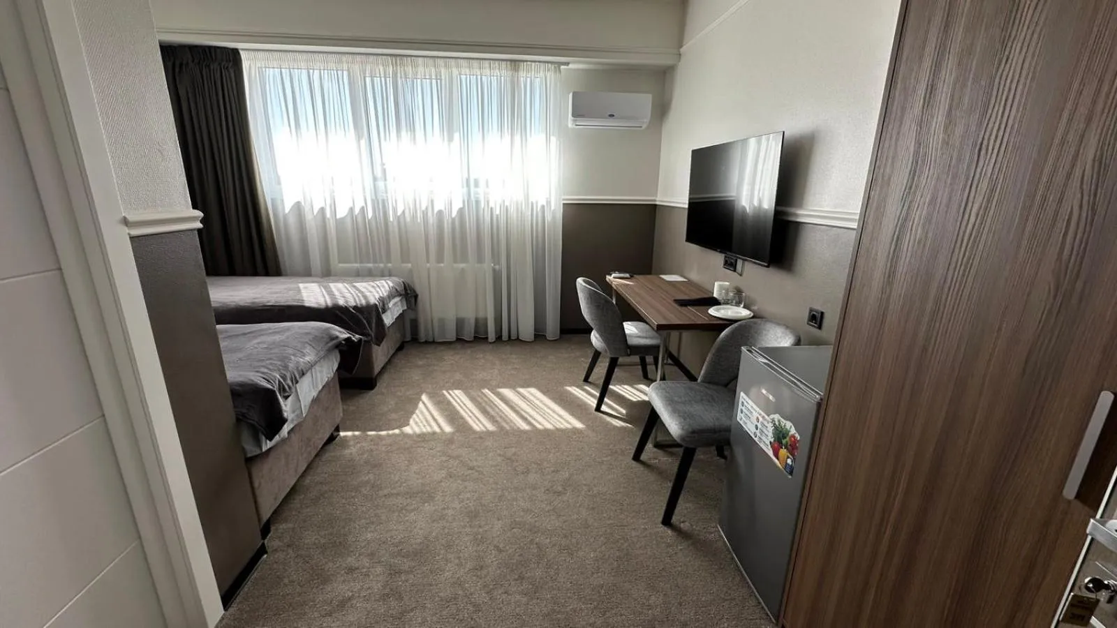 Bed in Mini Hotel on Brovarskaya