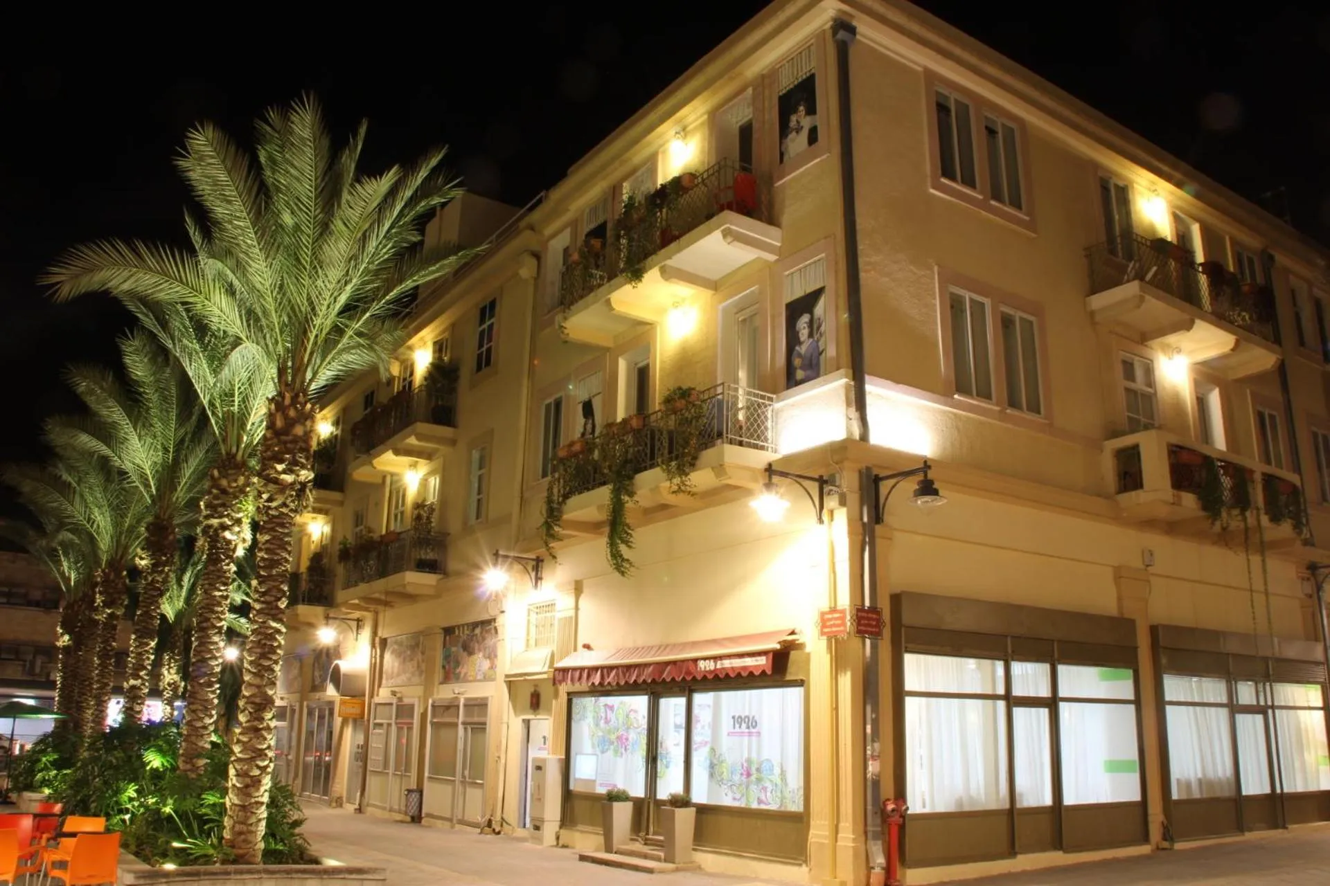 Property building in 1926 Designed ApartHotel