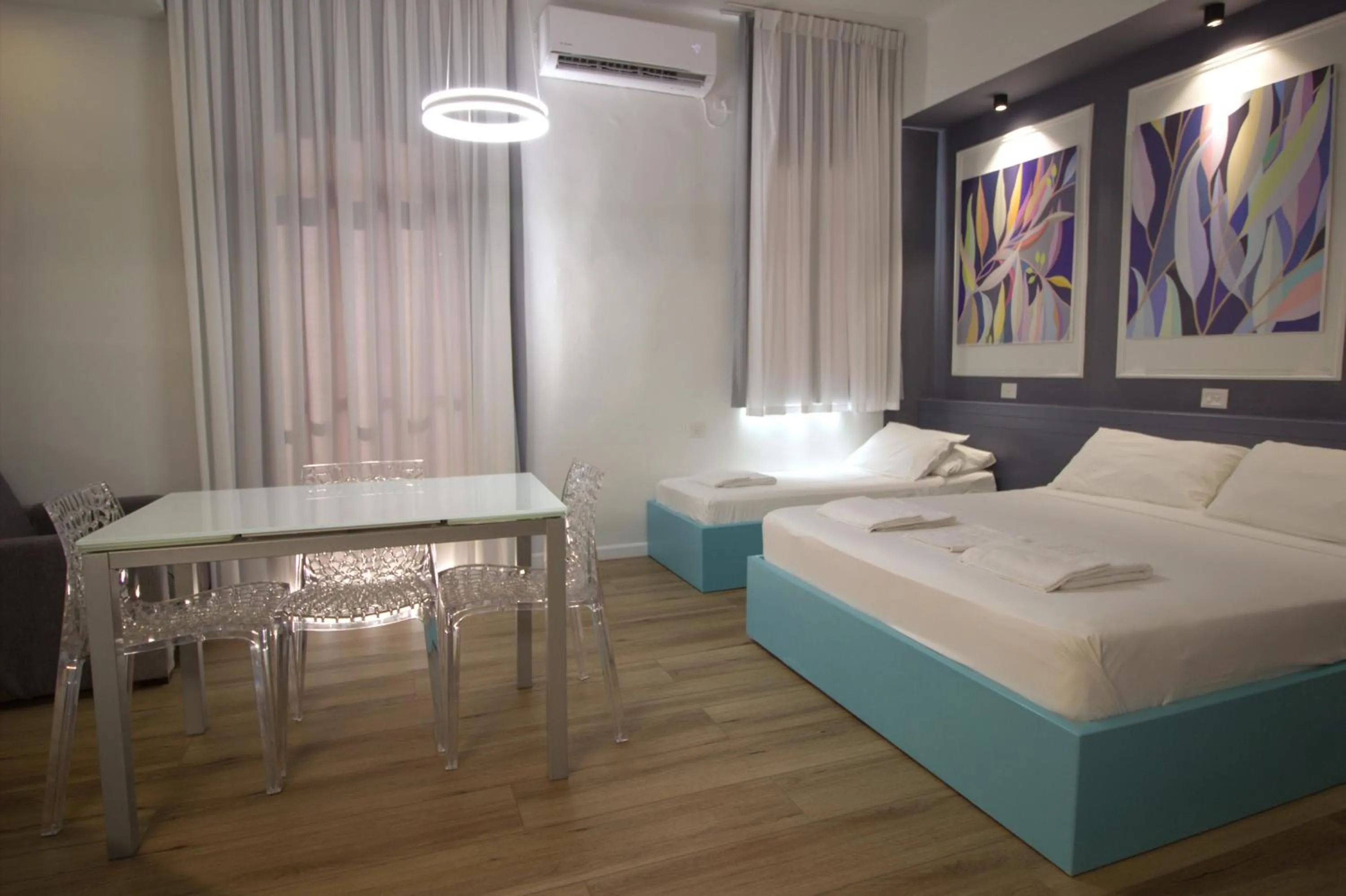 Bedroom, Bed in 1926 Designed ApartHotel