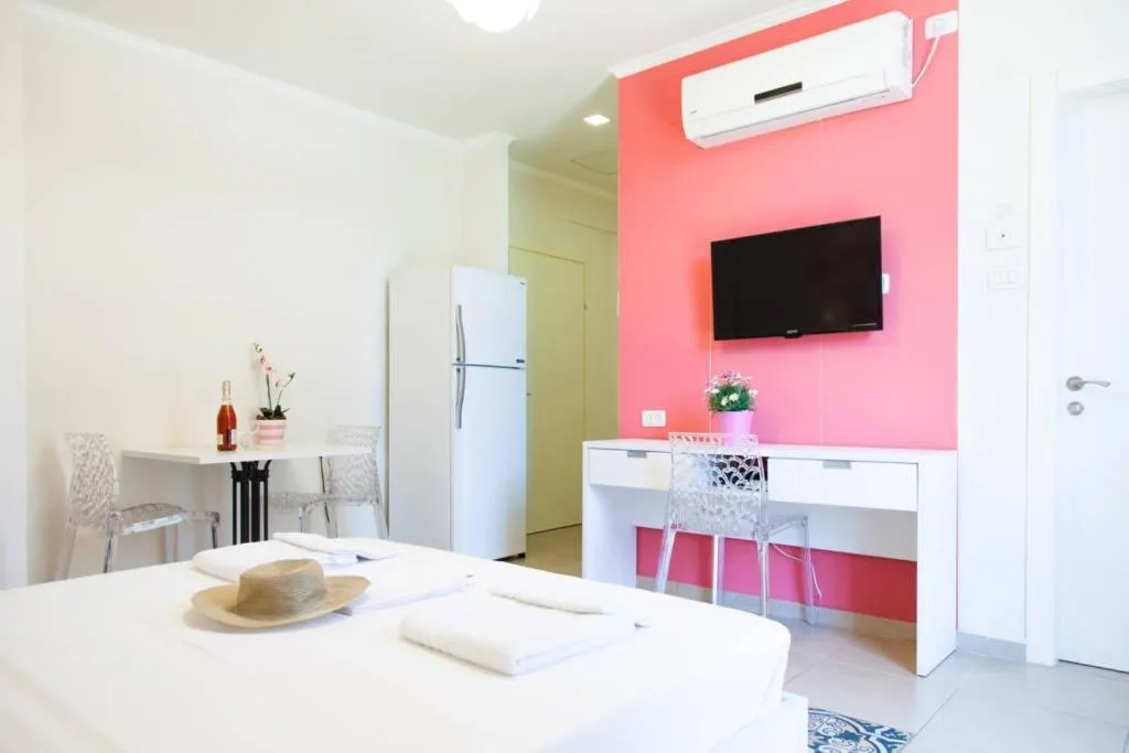 Photo of the whole room, Bed in 1926 Designed ApartHotel