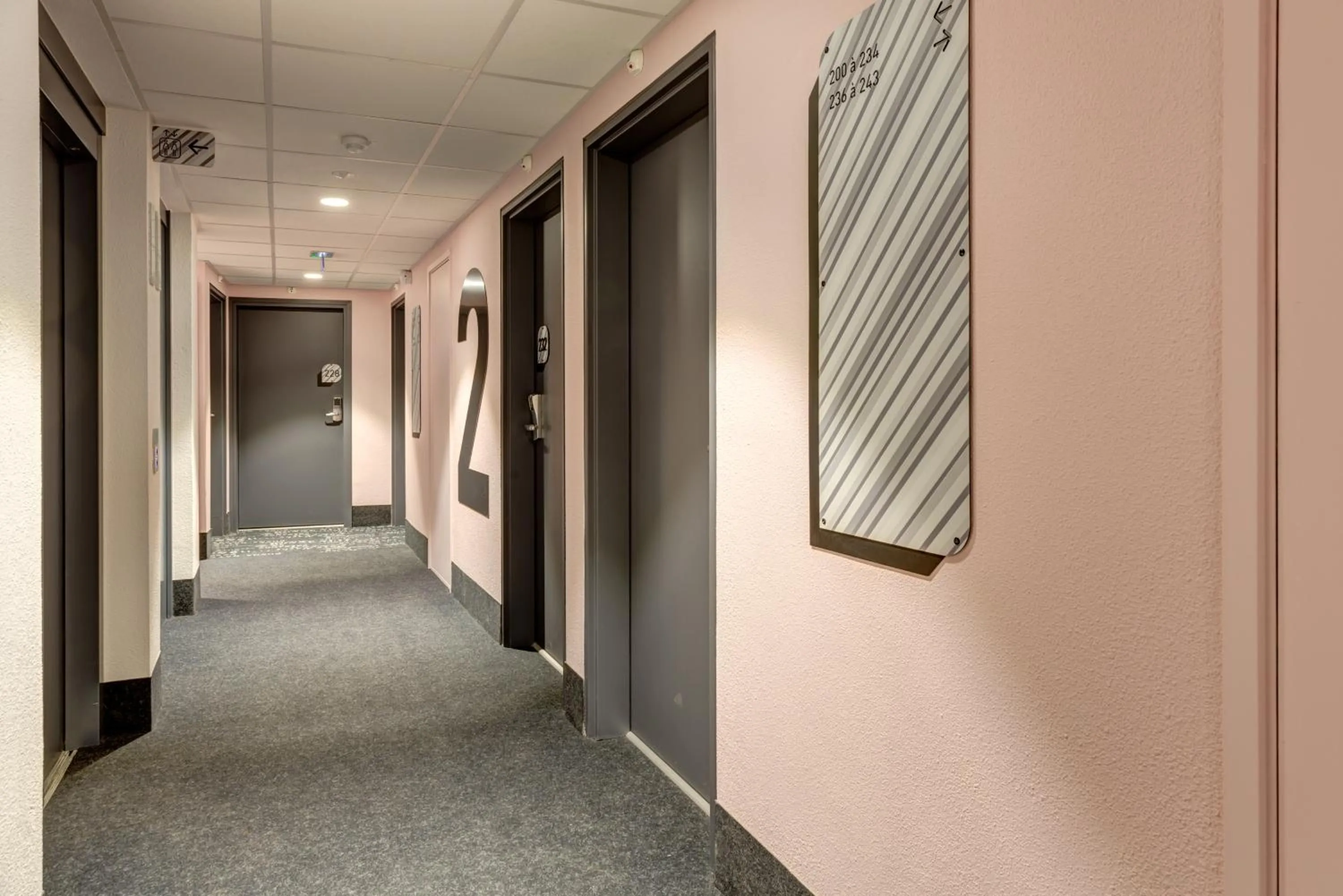 Decorative detail in B&B HOTEL Paris Sud Chatenay Malabry