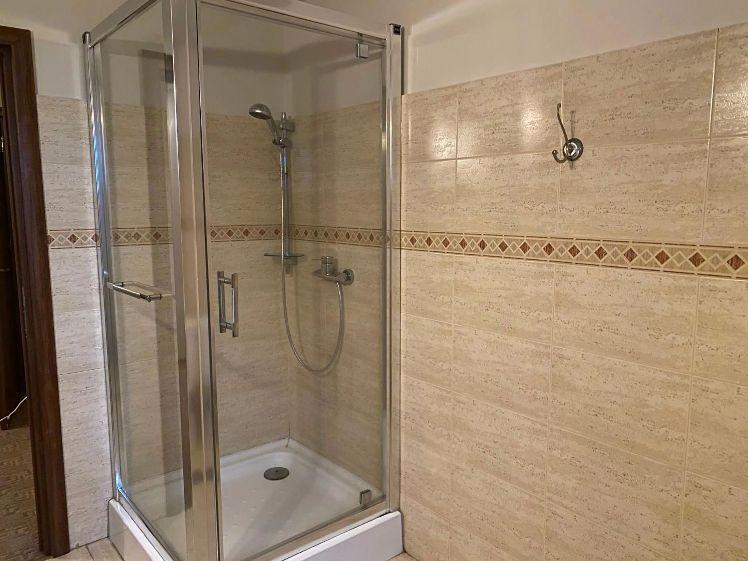 Shower in Resort Plaza Lake