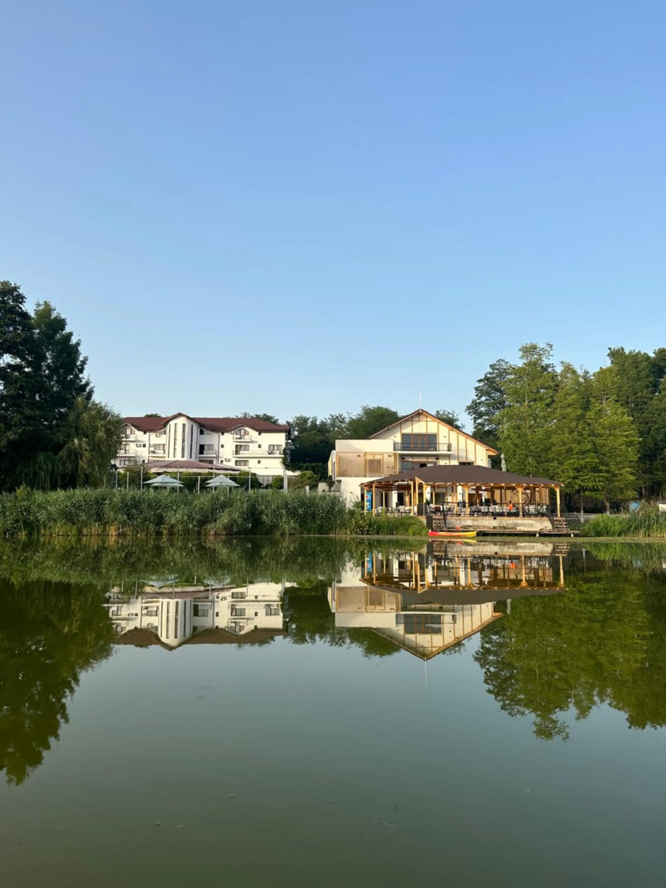 Property building in Resort Plaza Lake