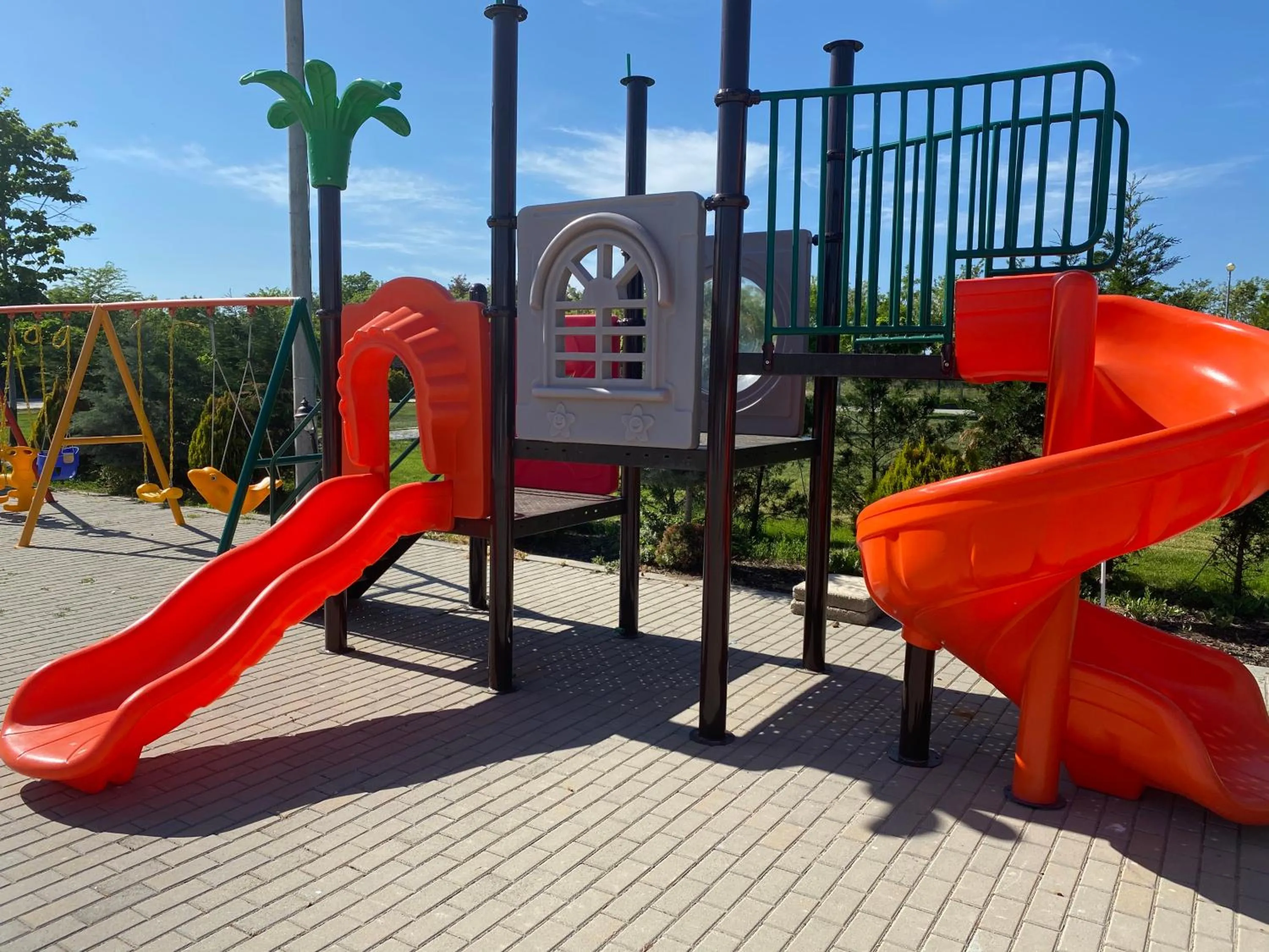 Children play ground in Resort Plaza Lake