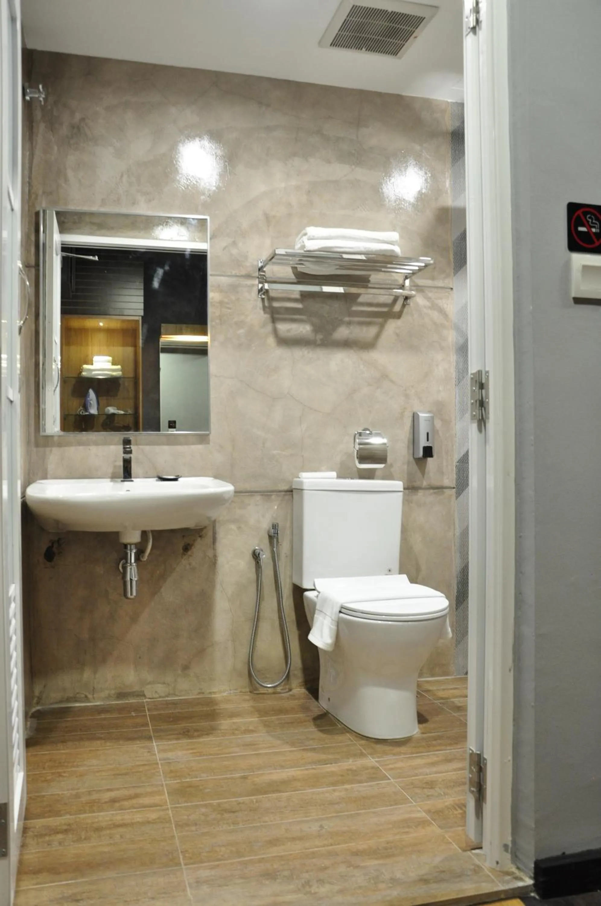 Valya Hotel, Kuala Terengganu