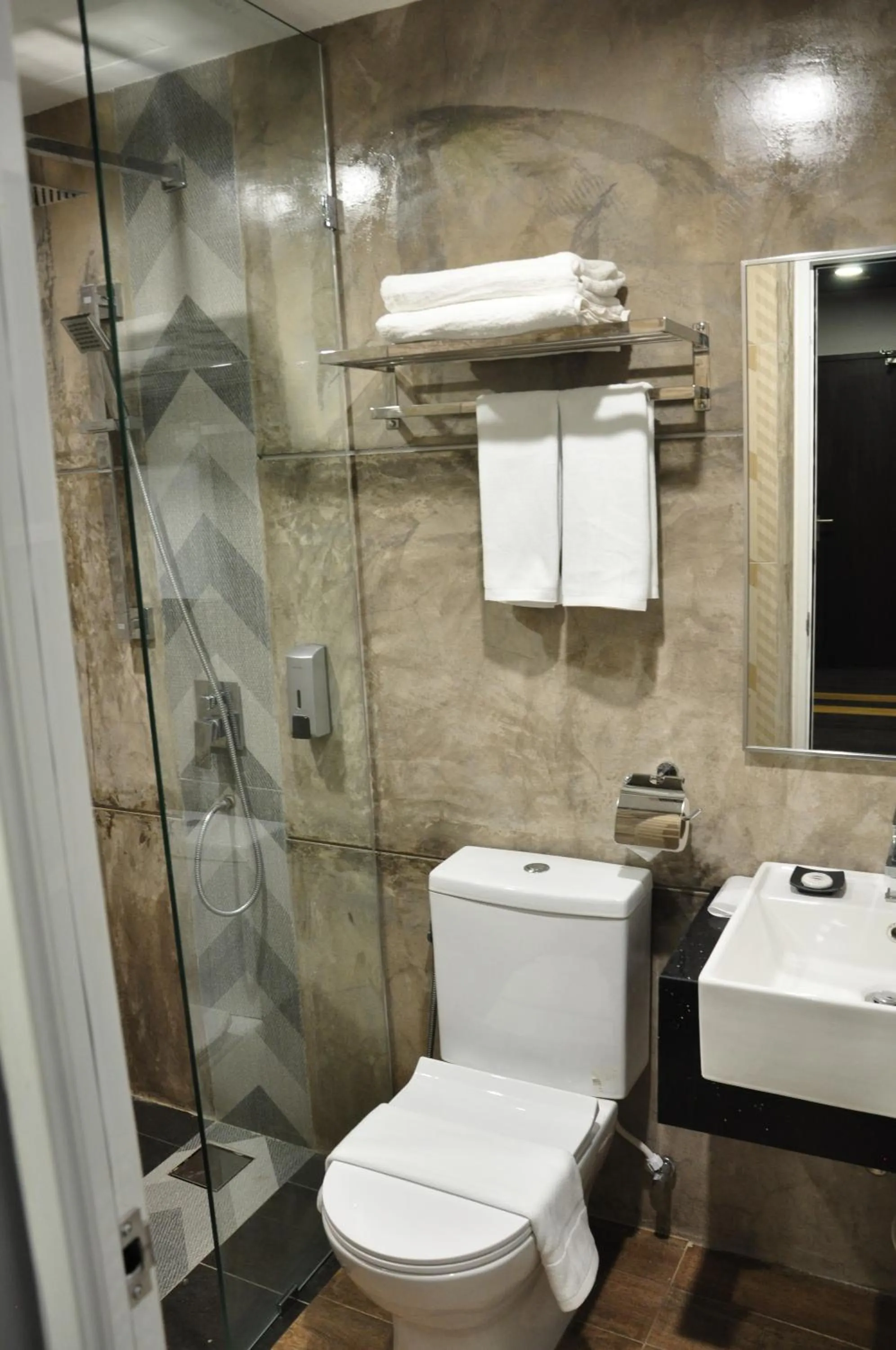 Valya Hotel, Kuala Terengganu