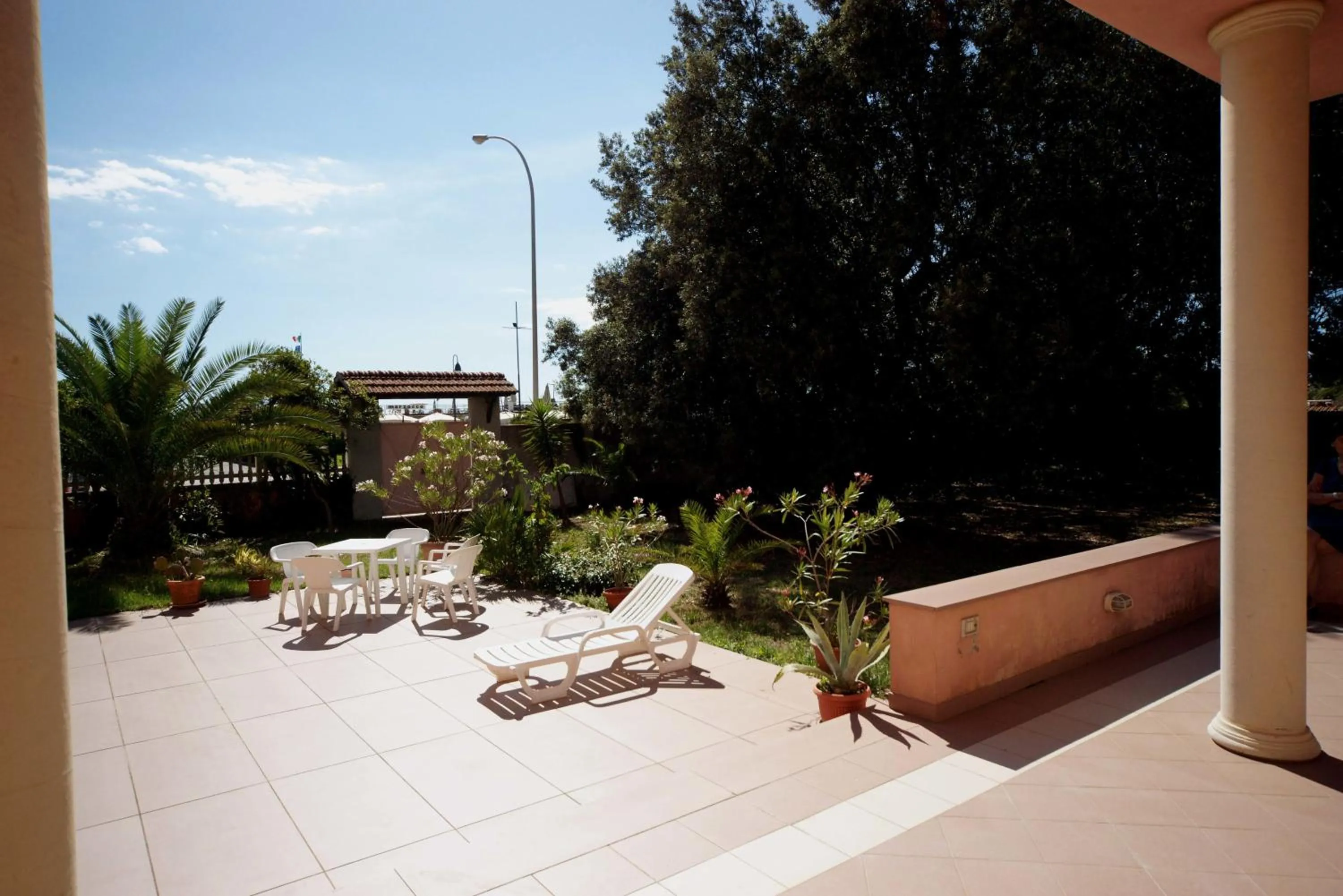 Other in Hotel Happy