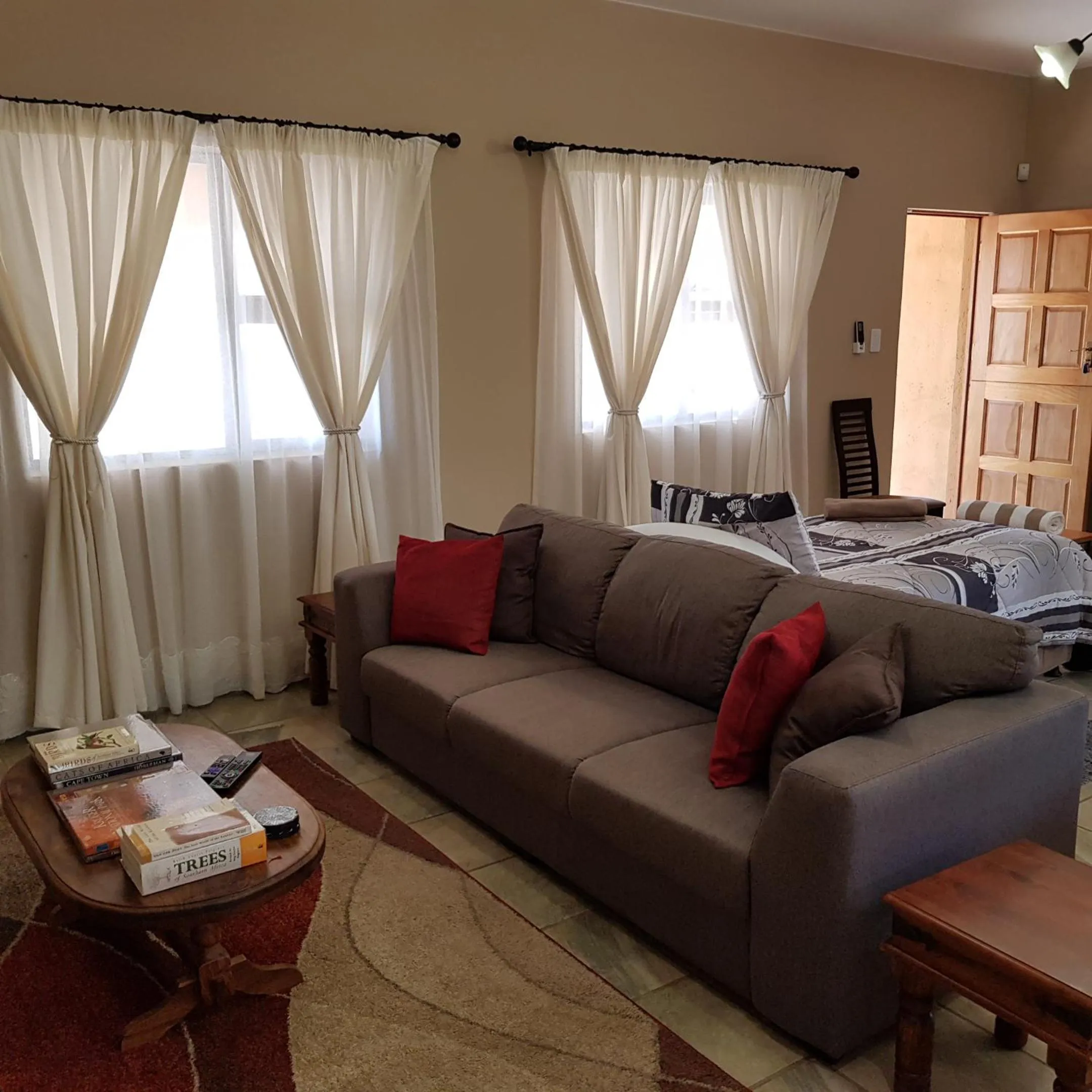 Seating area, Bed in Cottage Lenise