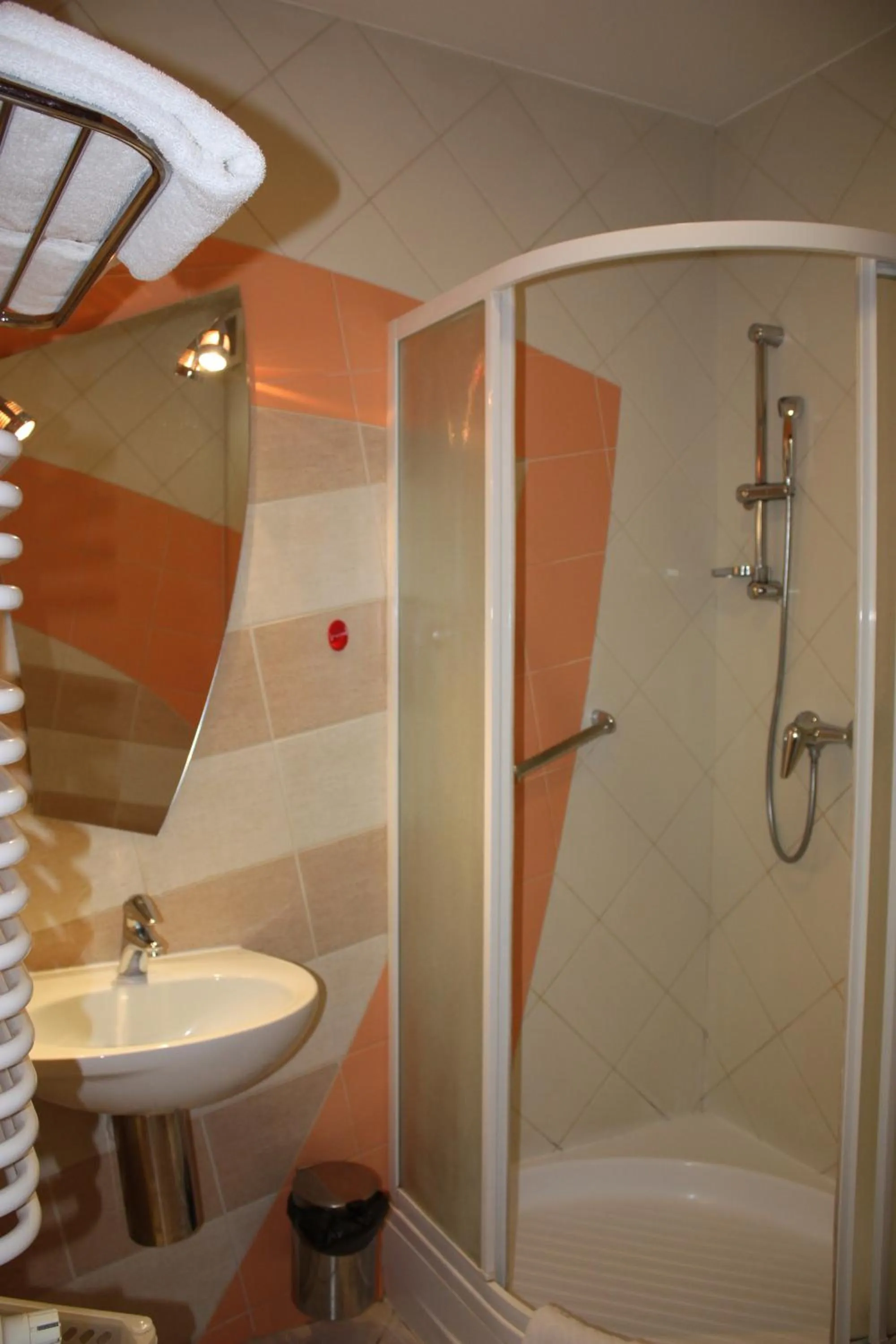 Bathroom in Hotel Saol