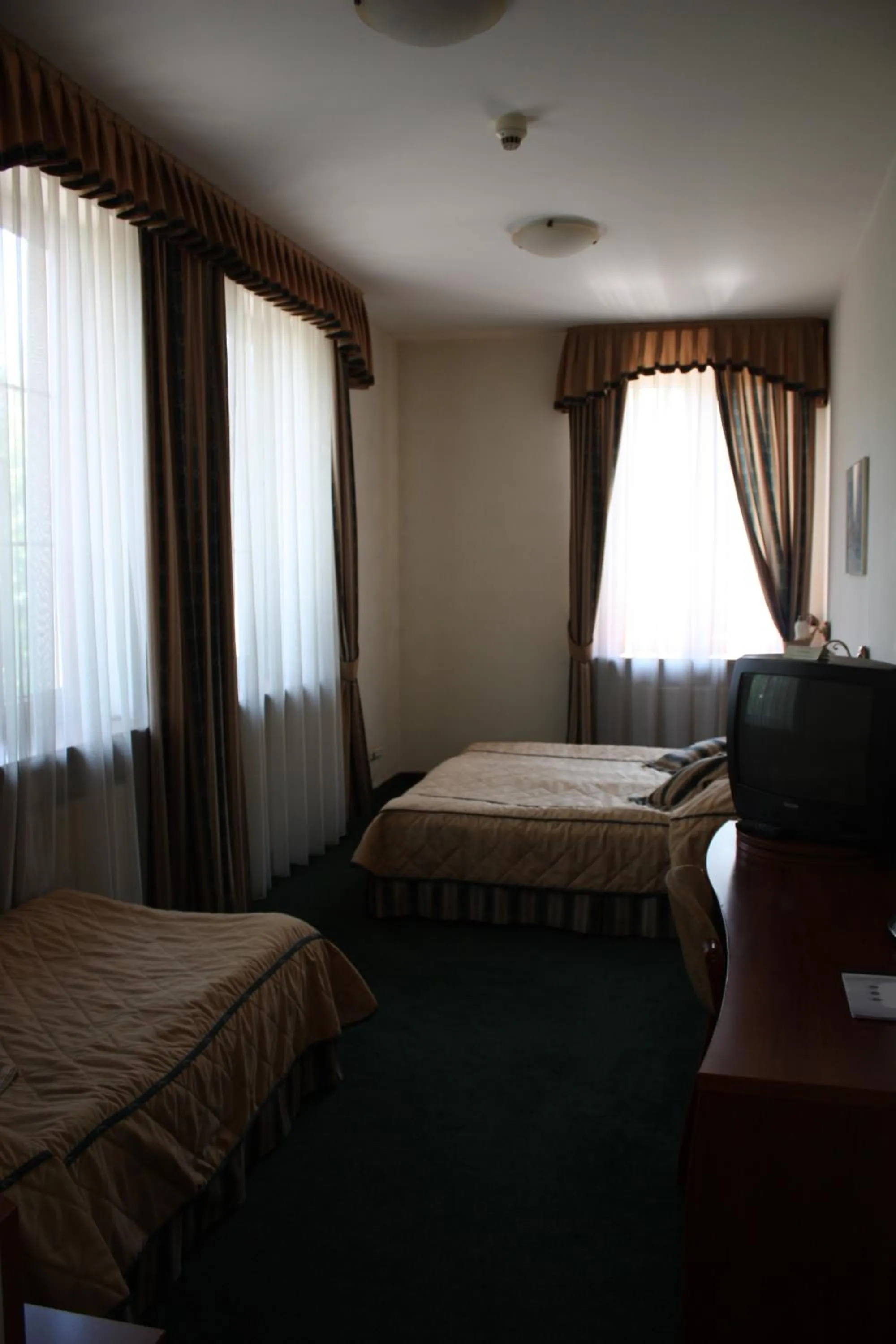 Photo of the whole room, Bed in Hotel Saol